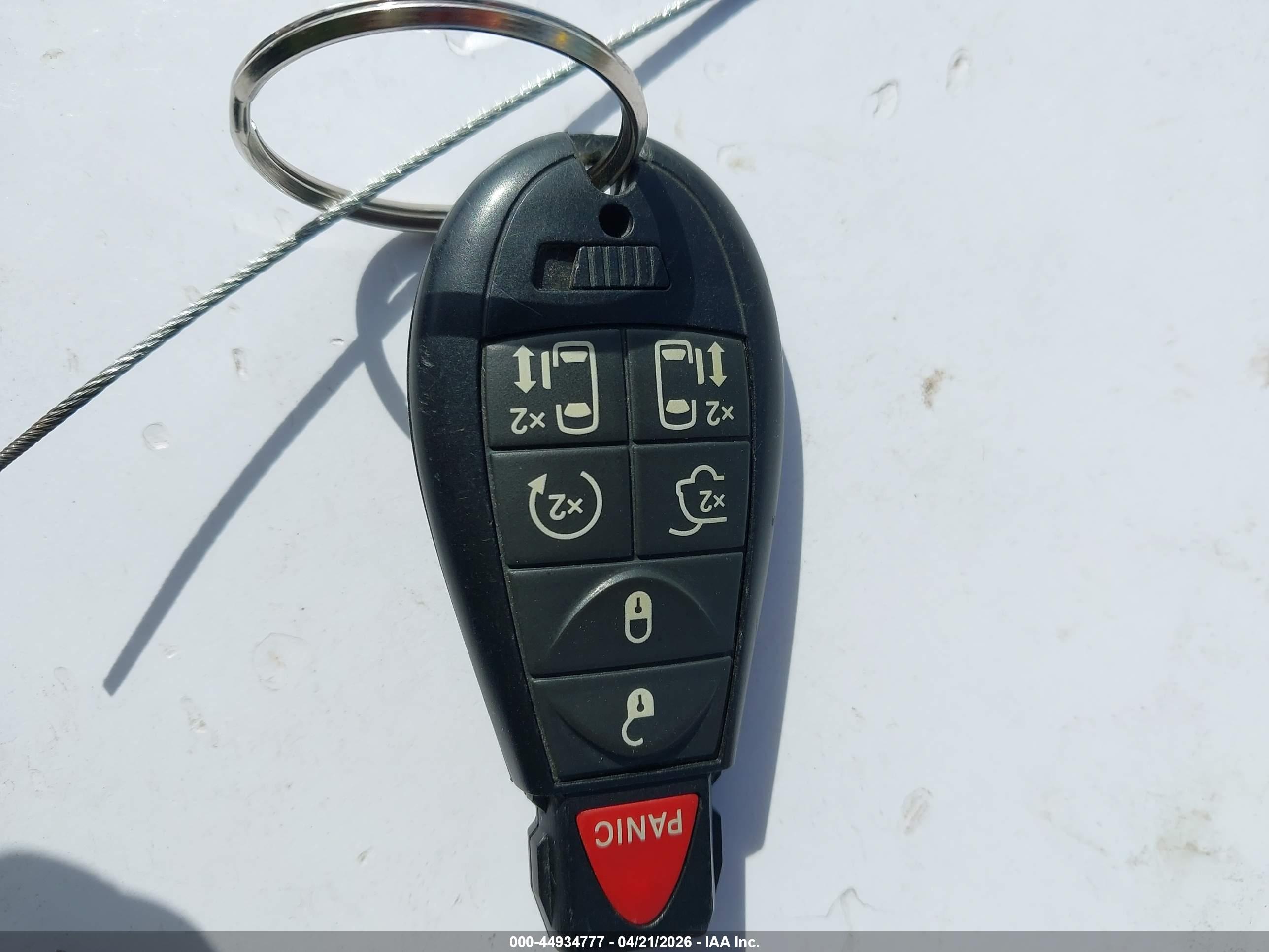 CHRYSLER TOWN image 11