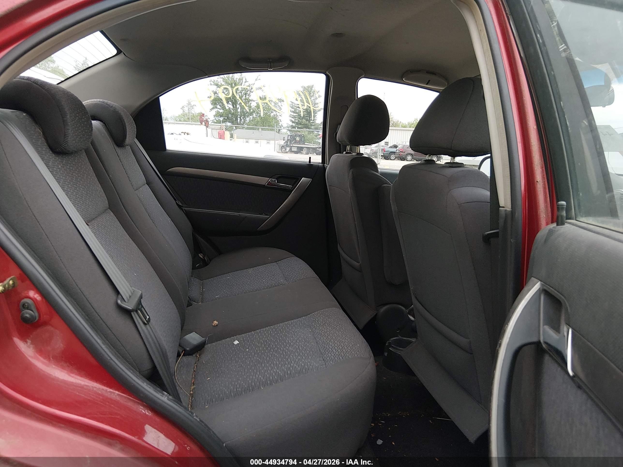 CHEVROLET AVEO image 8