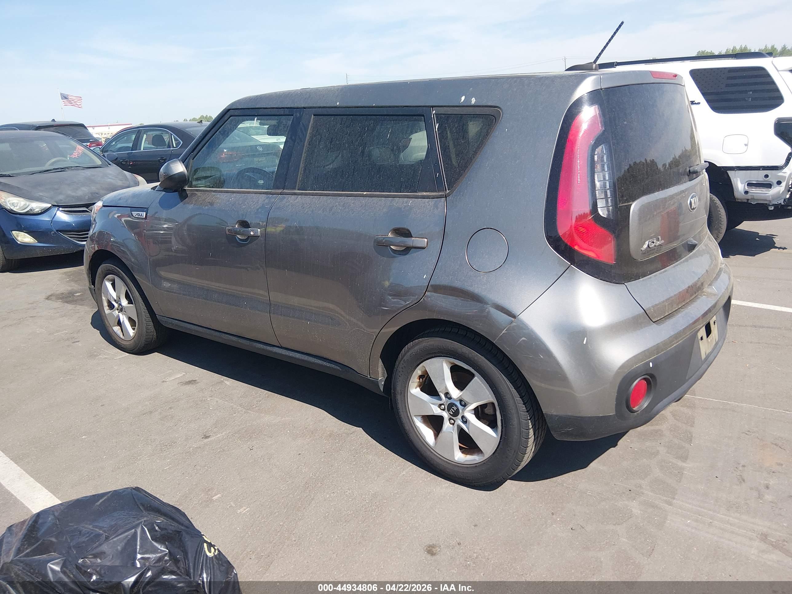 KIA SOUL image 3