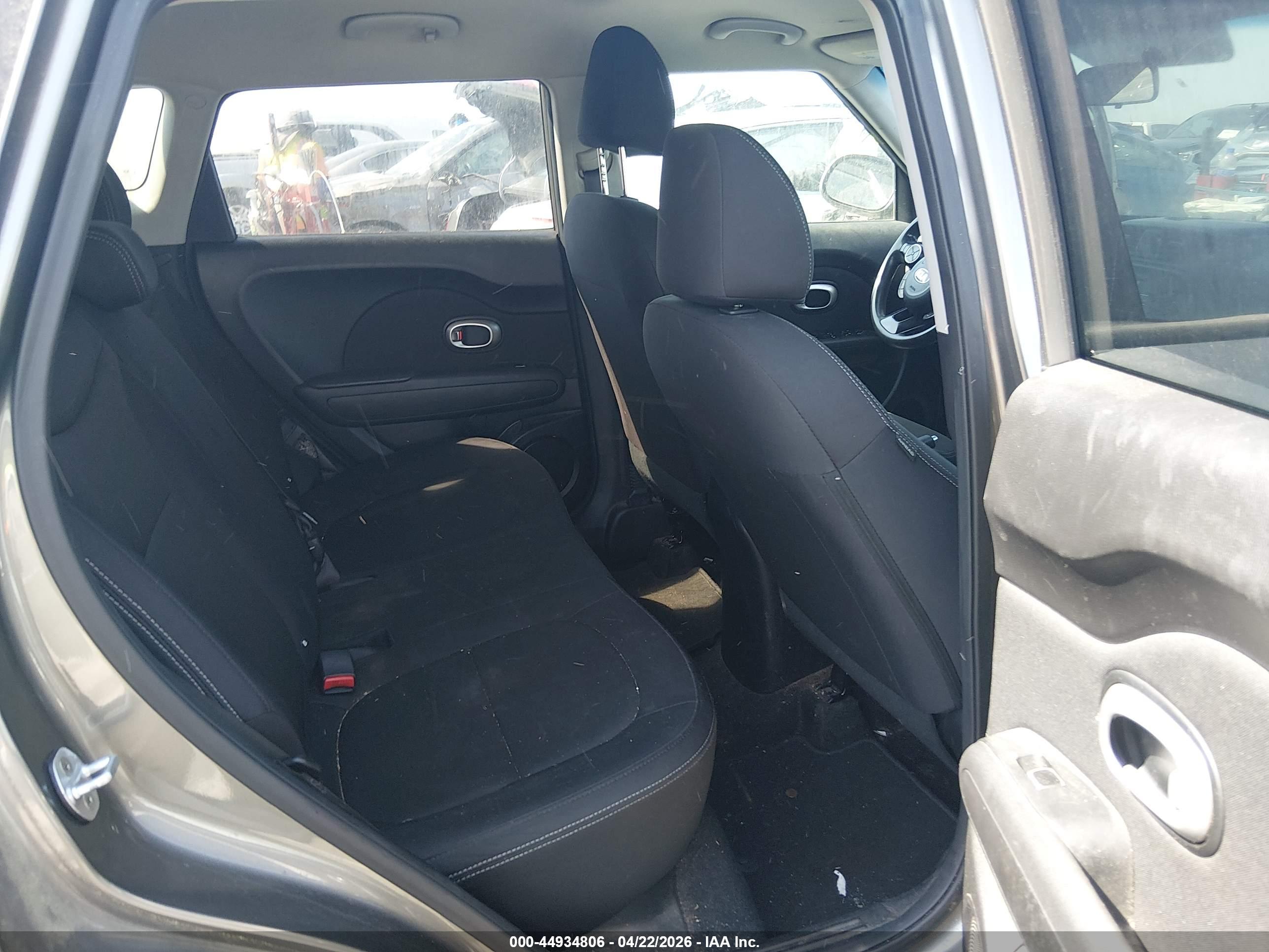 KIA SOUL image 8