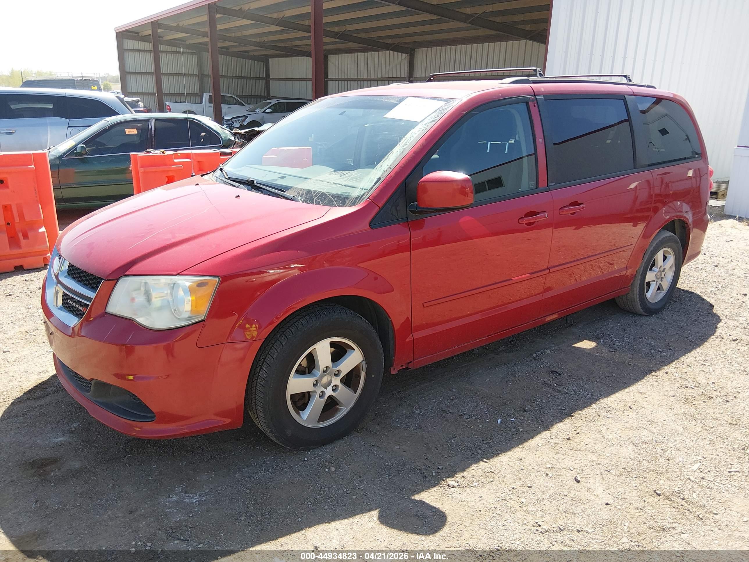 DODGE GRAND image 2