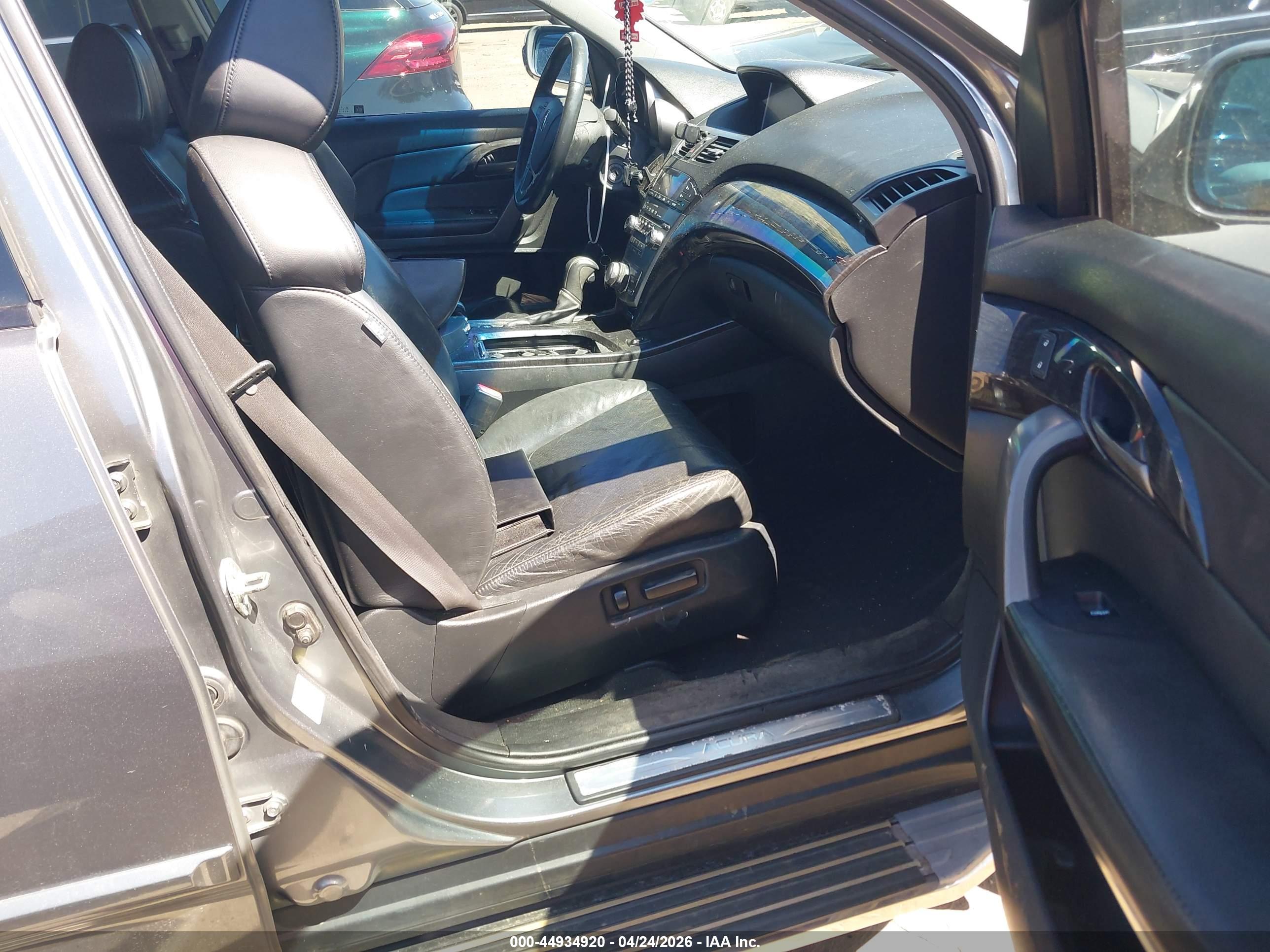 ACURA MDX image 5