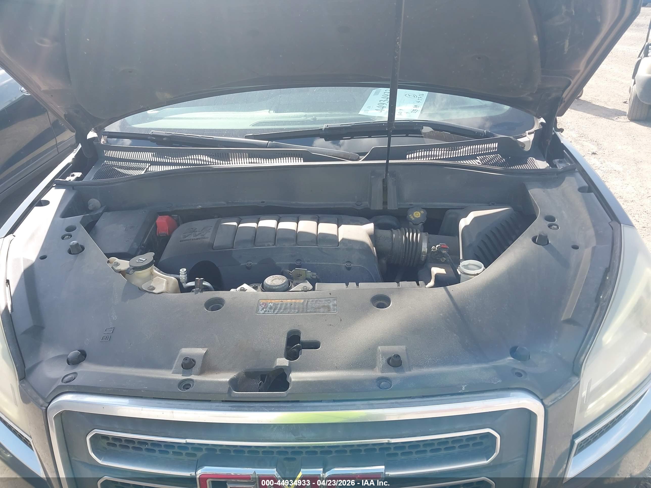 GMC ACADIA image 10