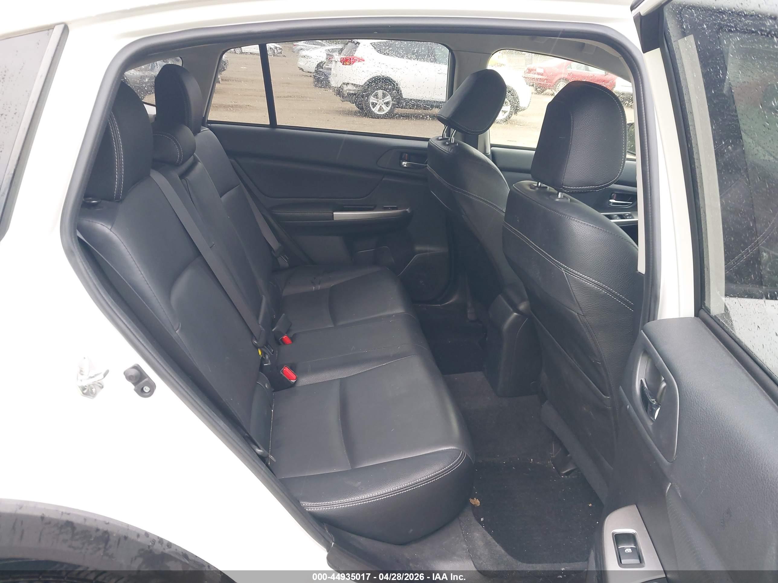 SUBARU XV image 8