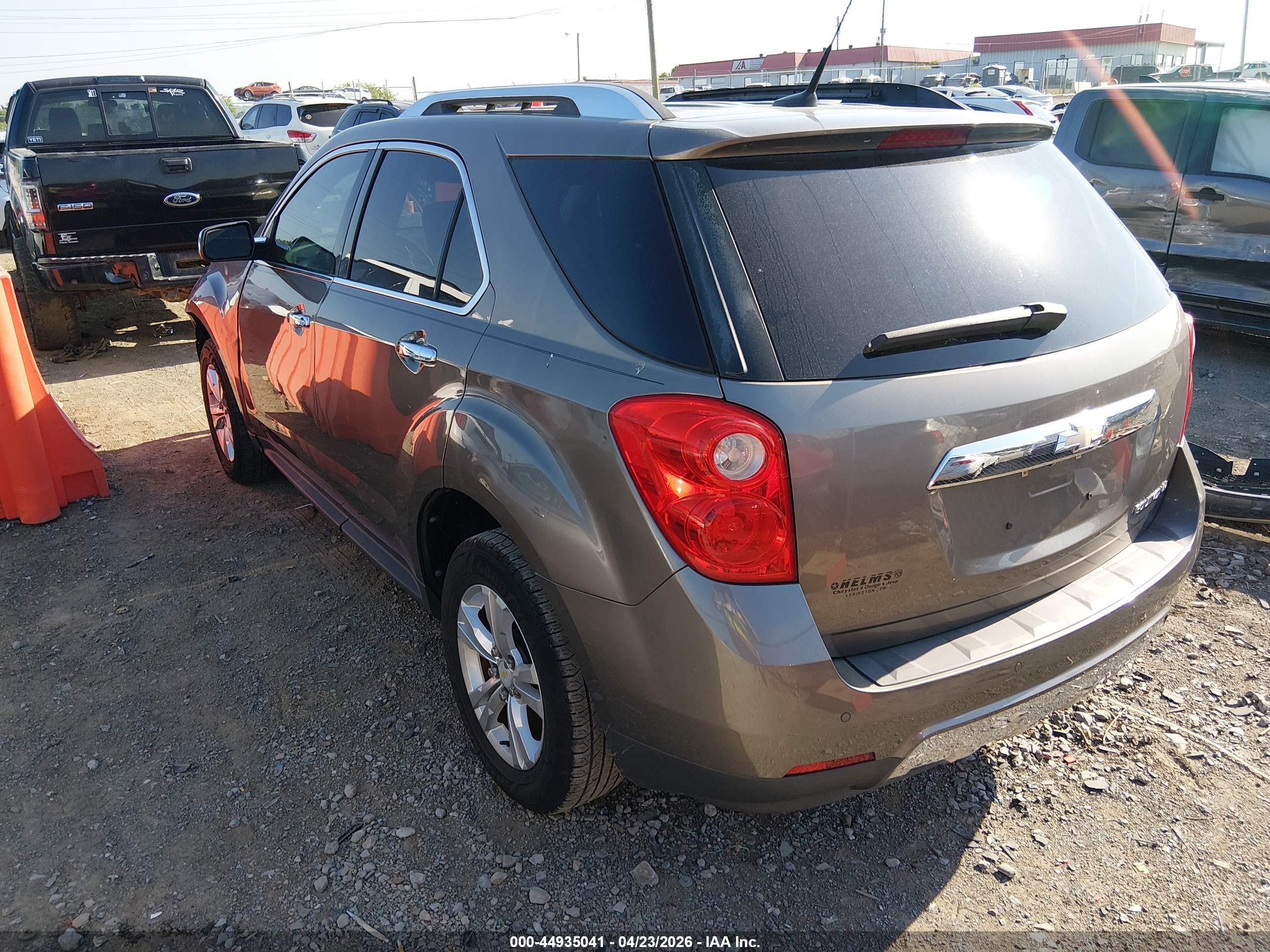 CHEVROLET EQUINOX image 3
