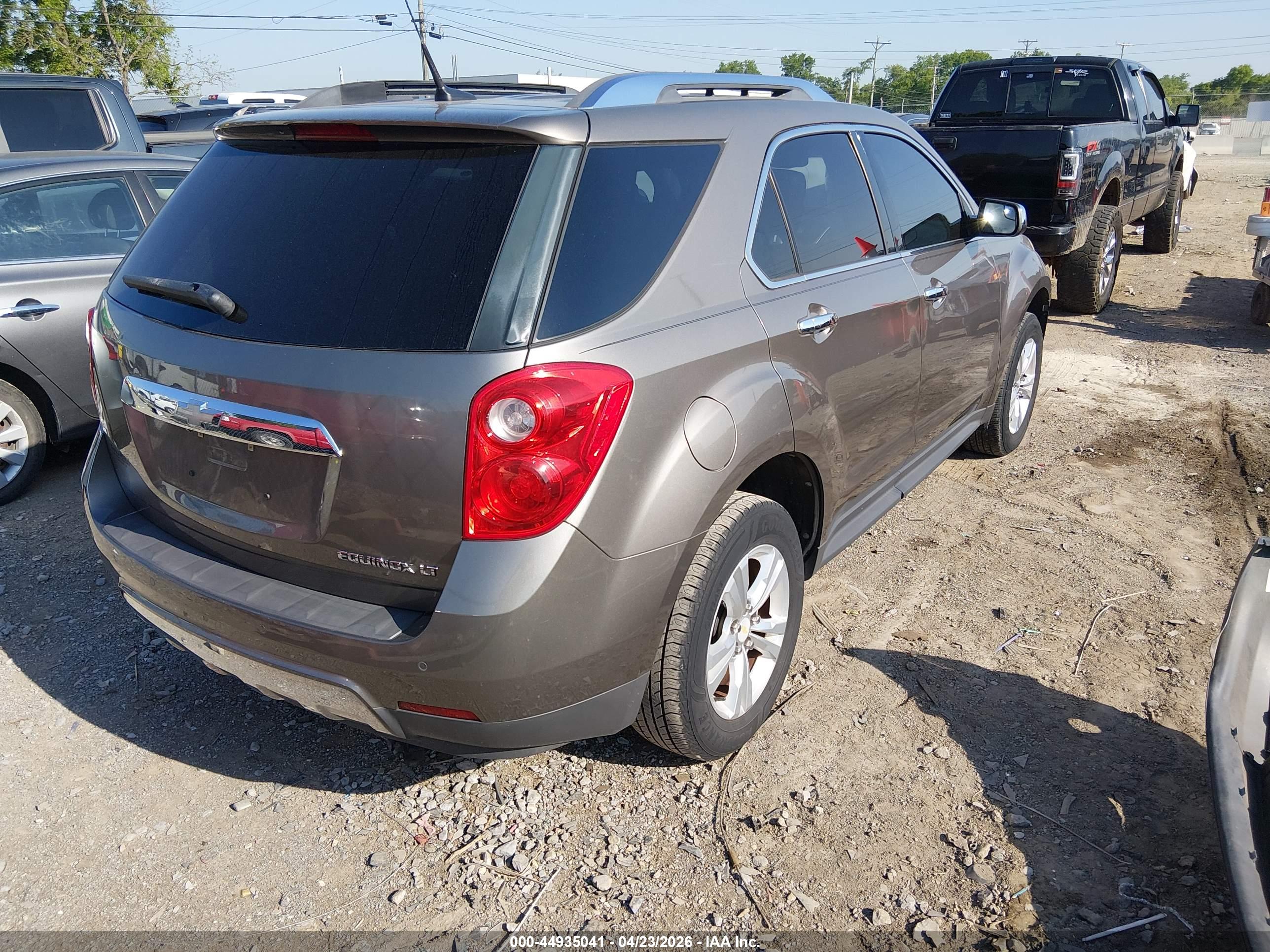 CHEVROLET EQUINOX image 4