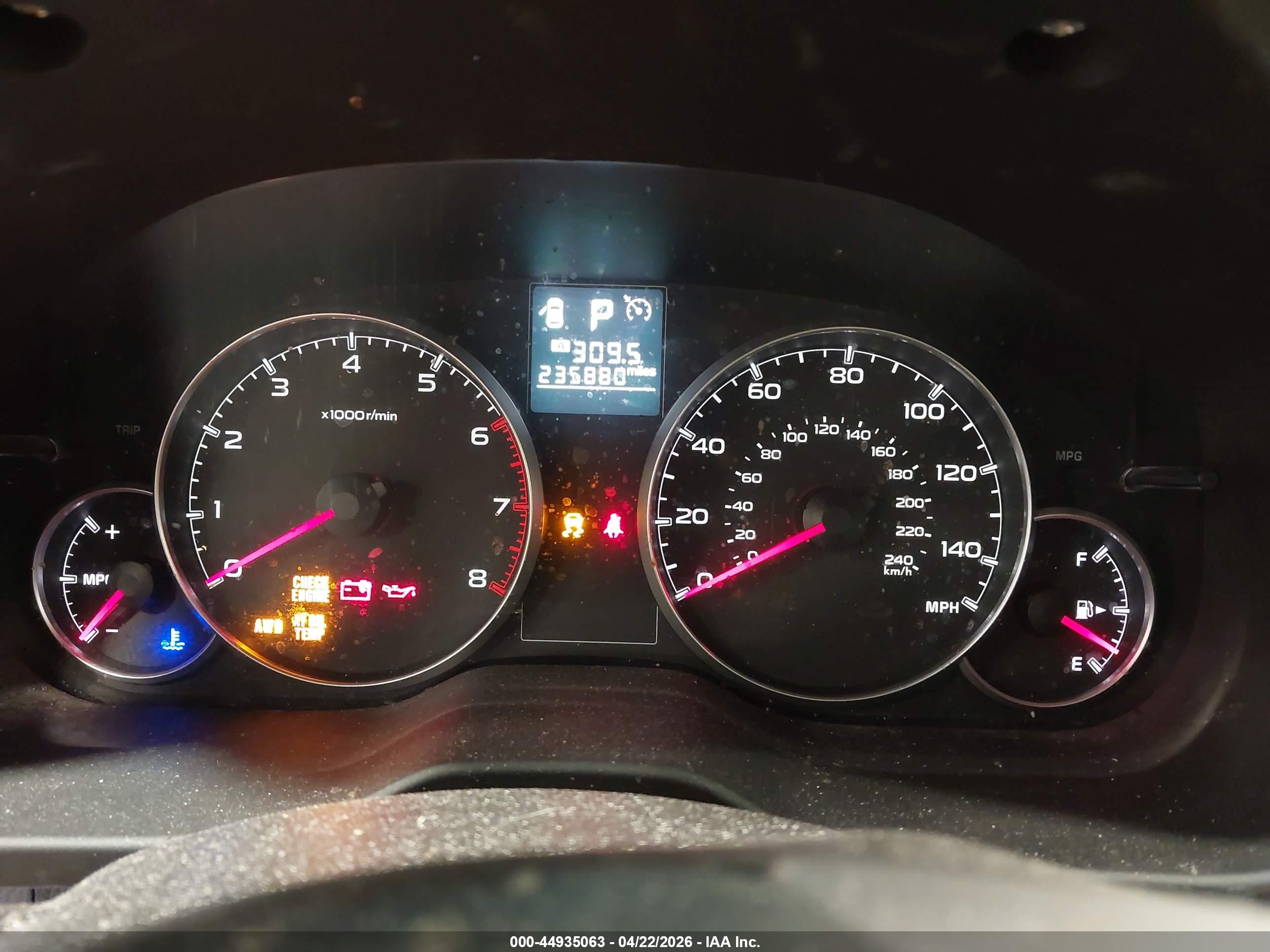 SUBARU OUTBACK image 7