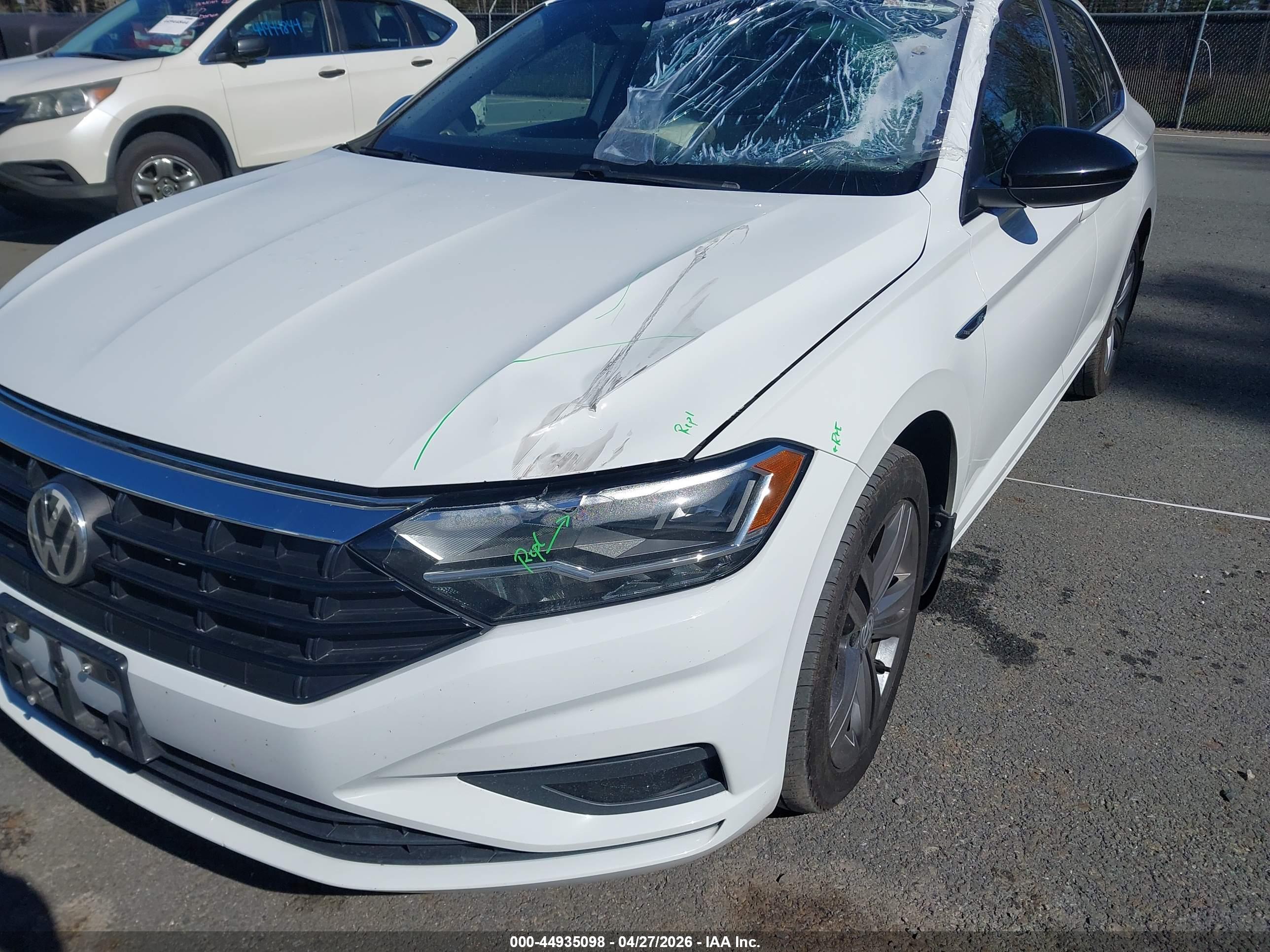 VOLKSWAGEN JETTA image 6
