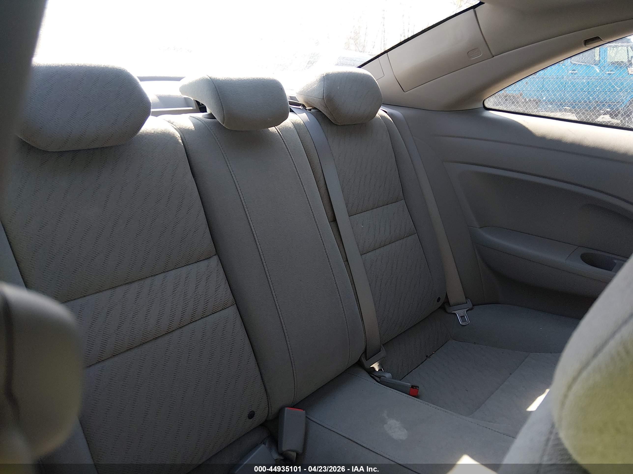 HONDA CIVIC image 8