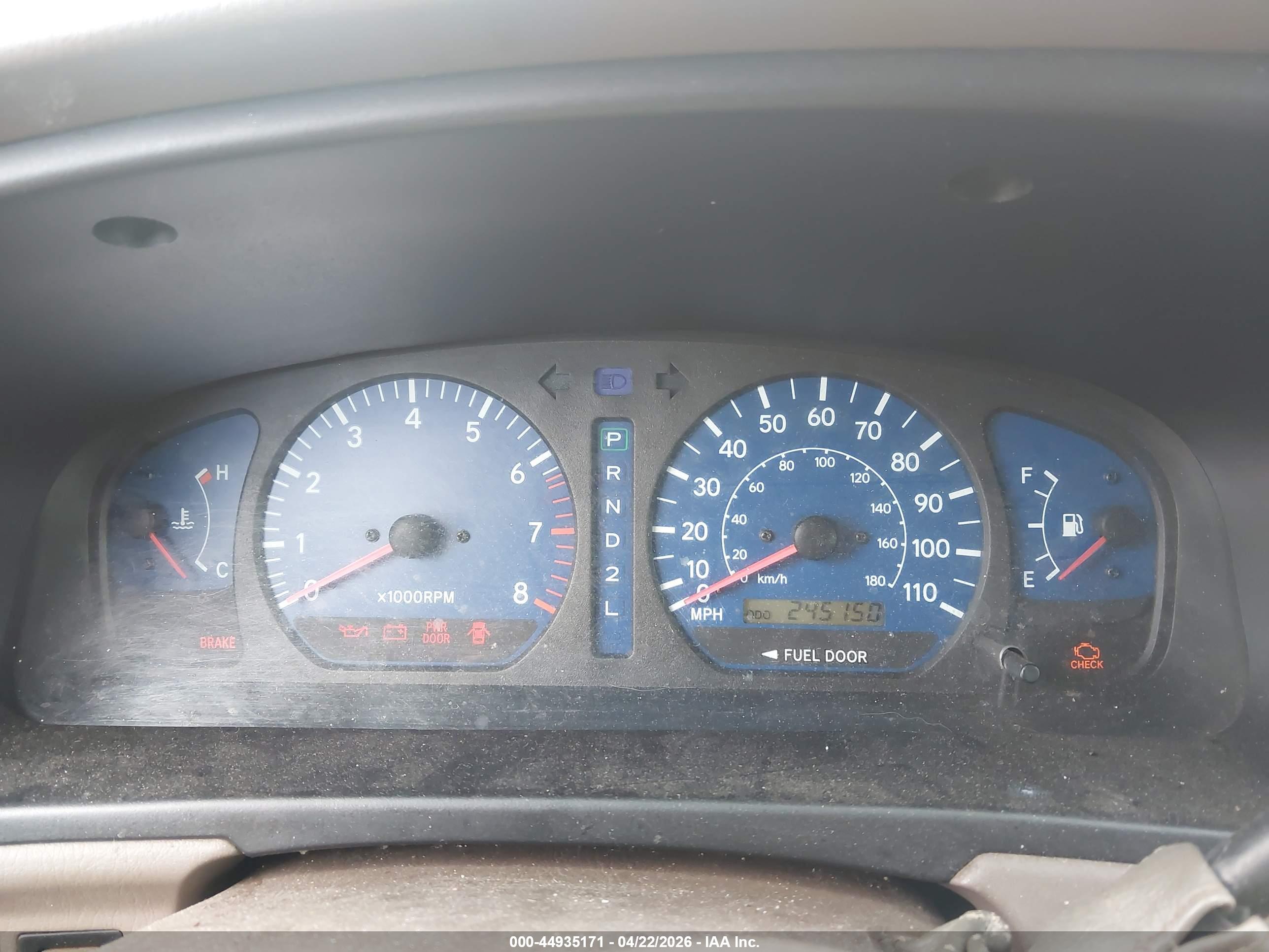 TOYOTA SIENNA image 7