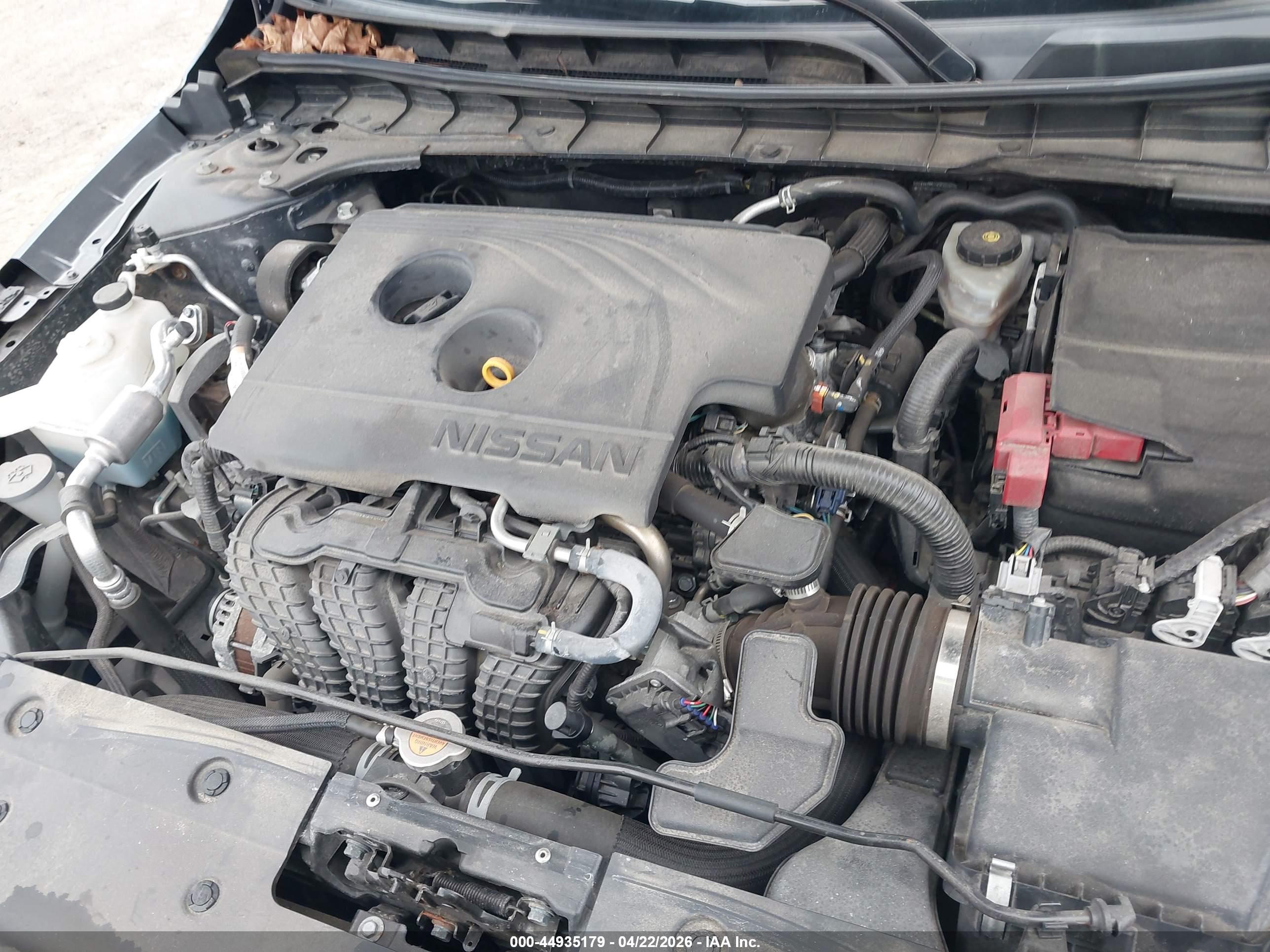 NISSAN ALTIMA image 10