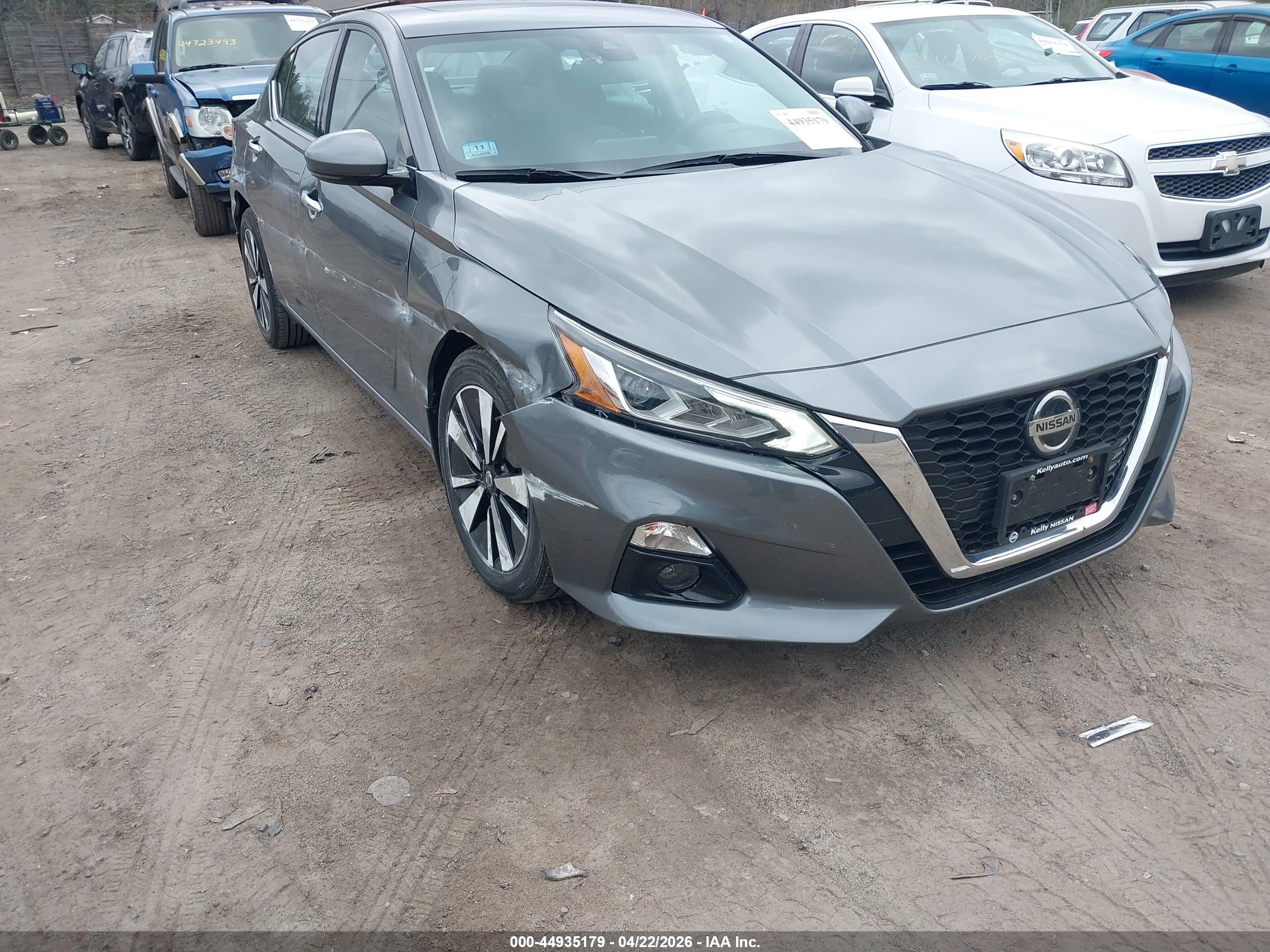 NISSAN ALTIMA image 6