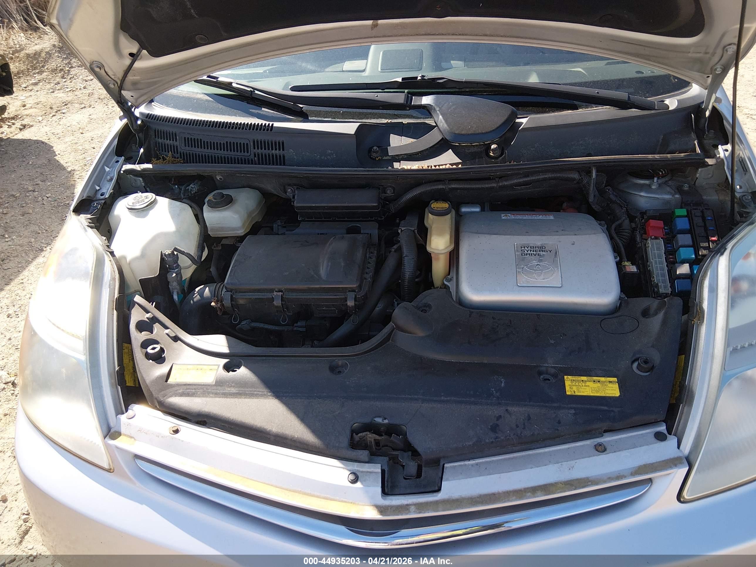 TOYOTA PRIUS image 10