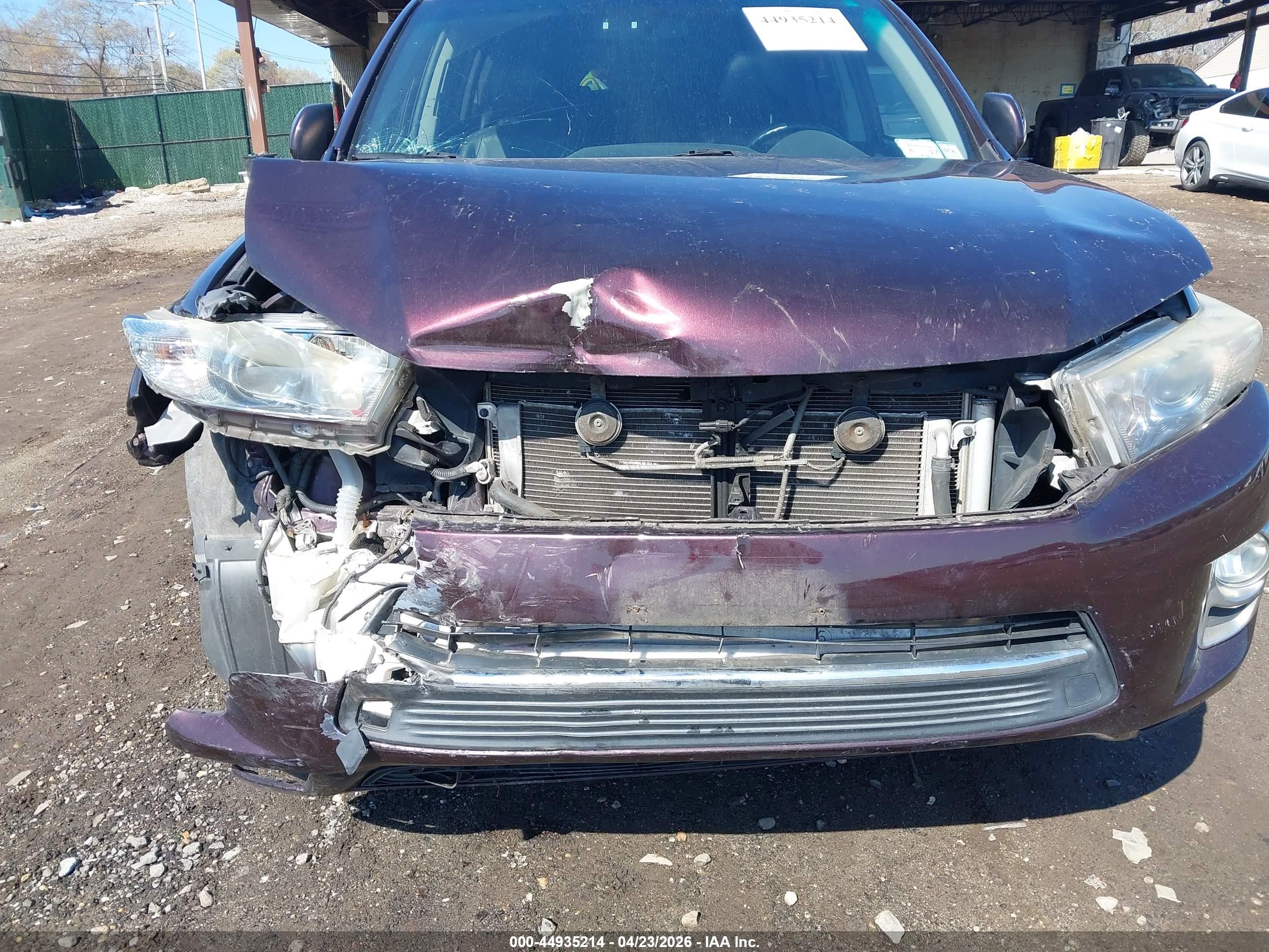 TOYOTA HIGHLANDER image 6