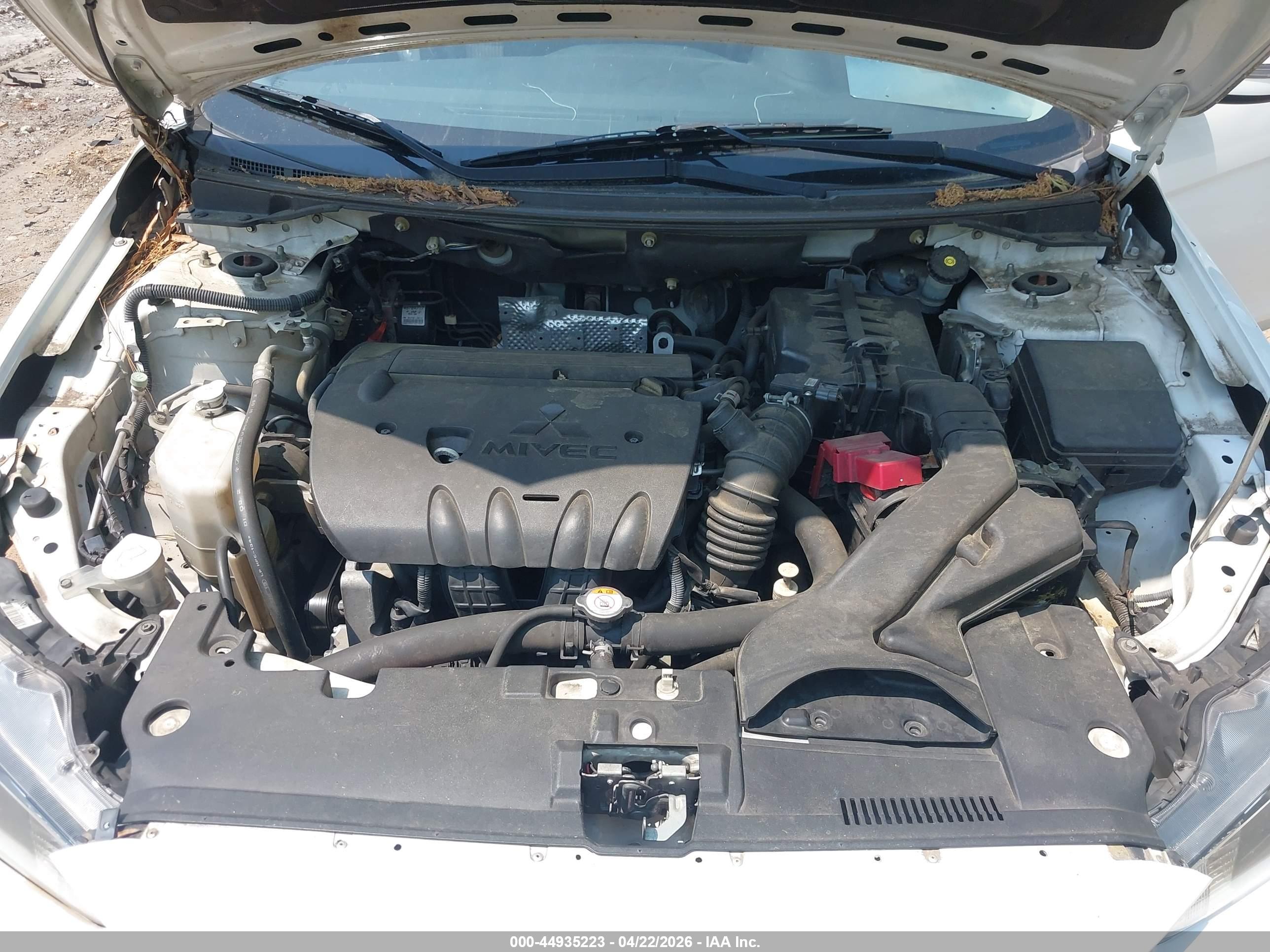 MITSUBISHI LANCER image 10