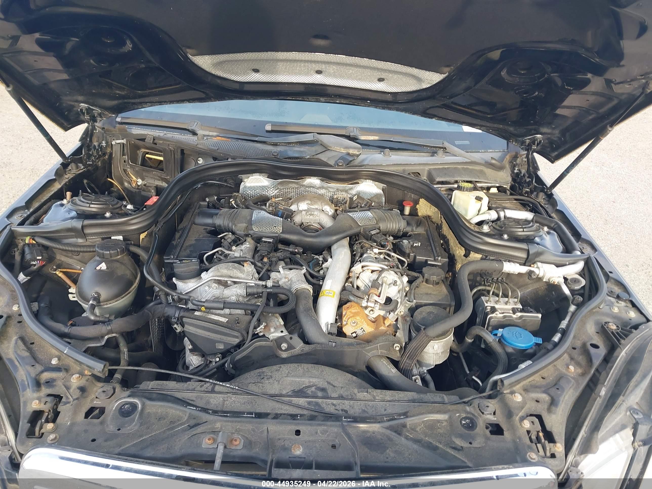 MERCEDES-BENZ E image 10