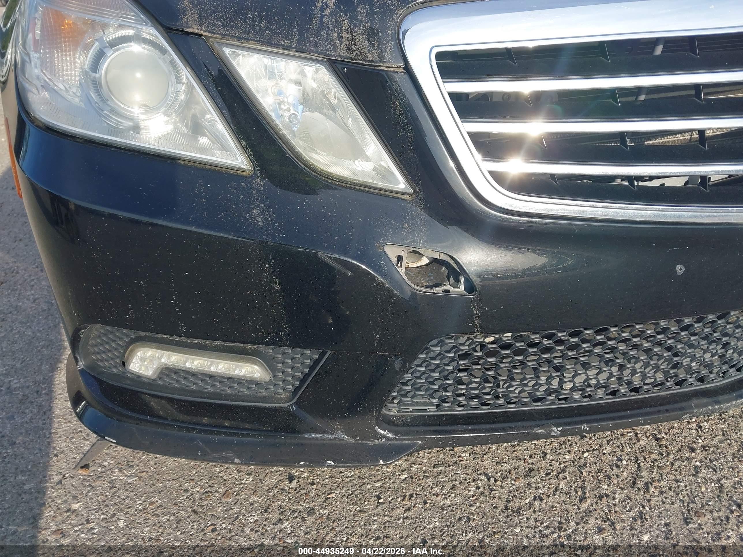 MERCEDES-BENZ E image 6