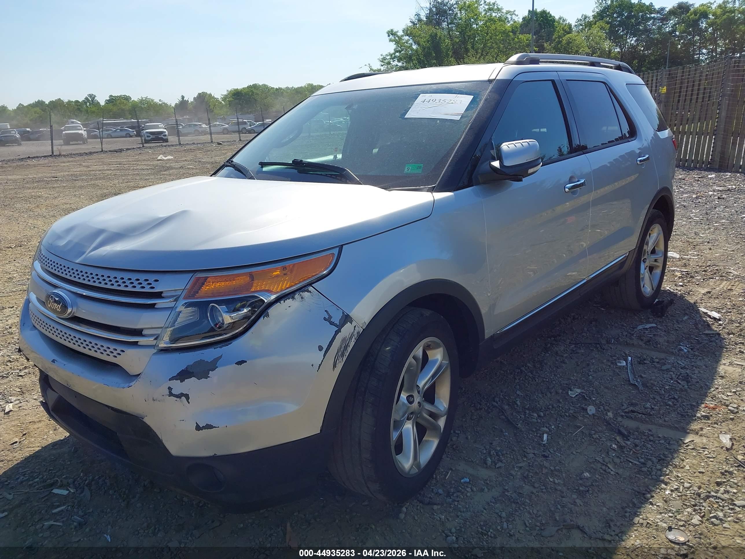 FORD EXPLORER image 2