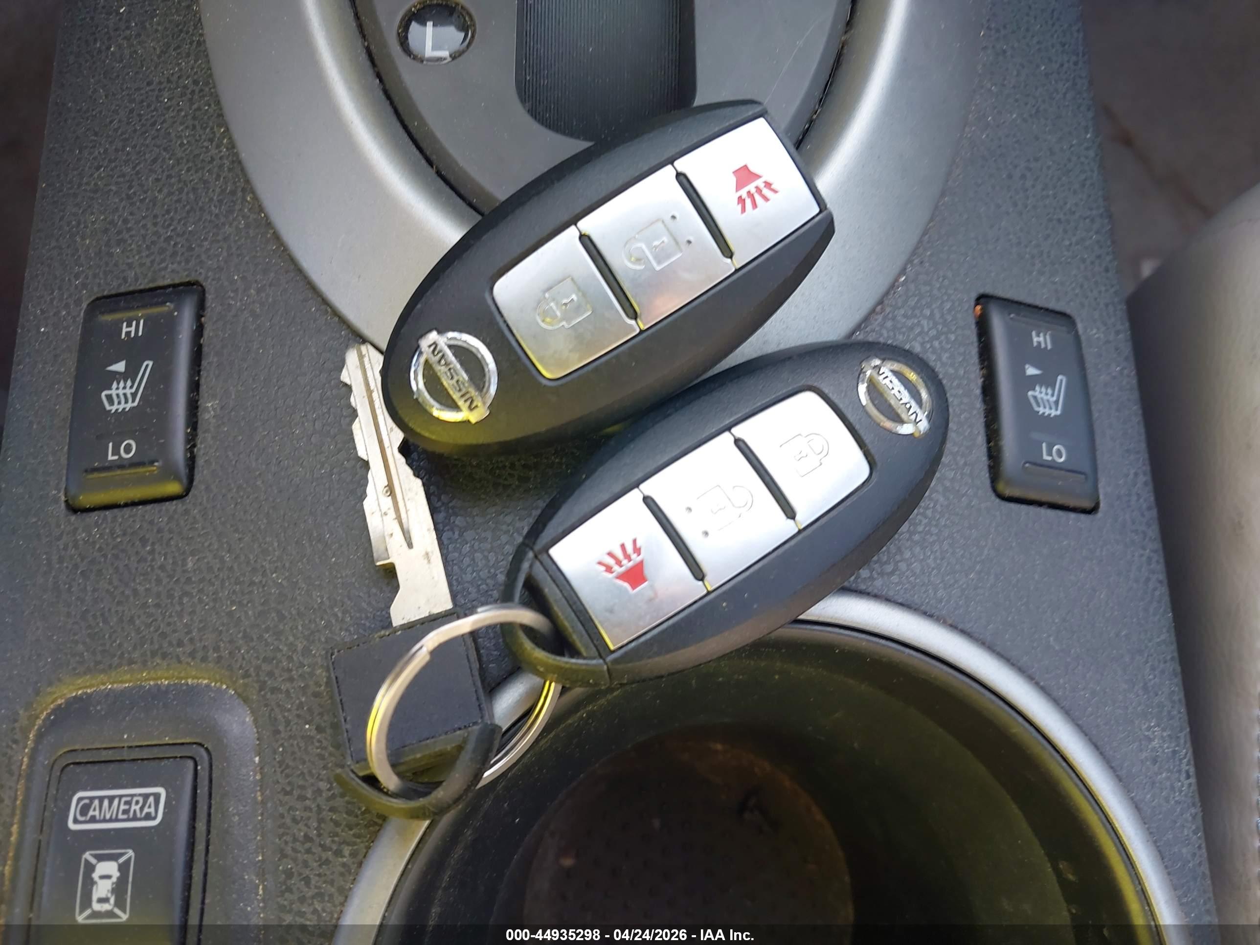 NISSAN ROGUE image 11