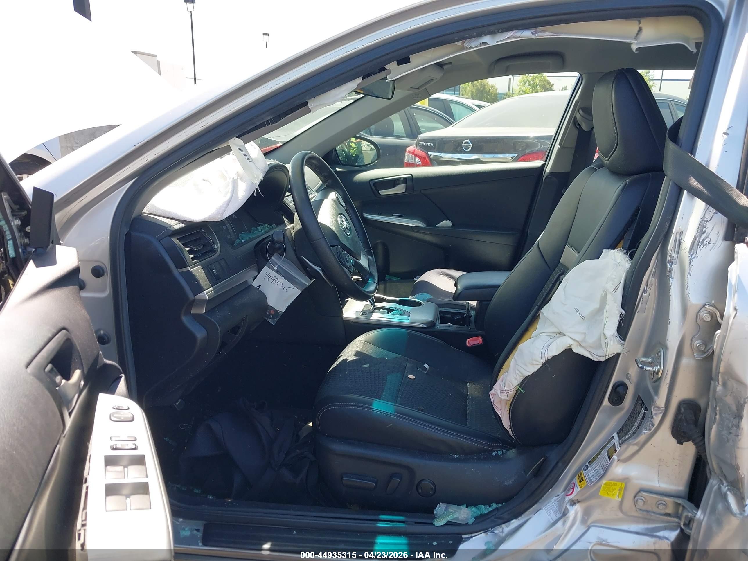 TOYOTA CAMRY image 5