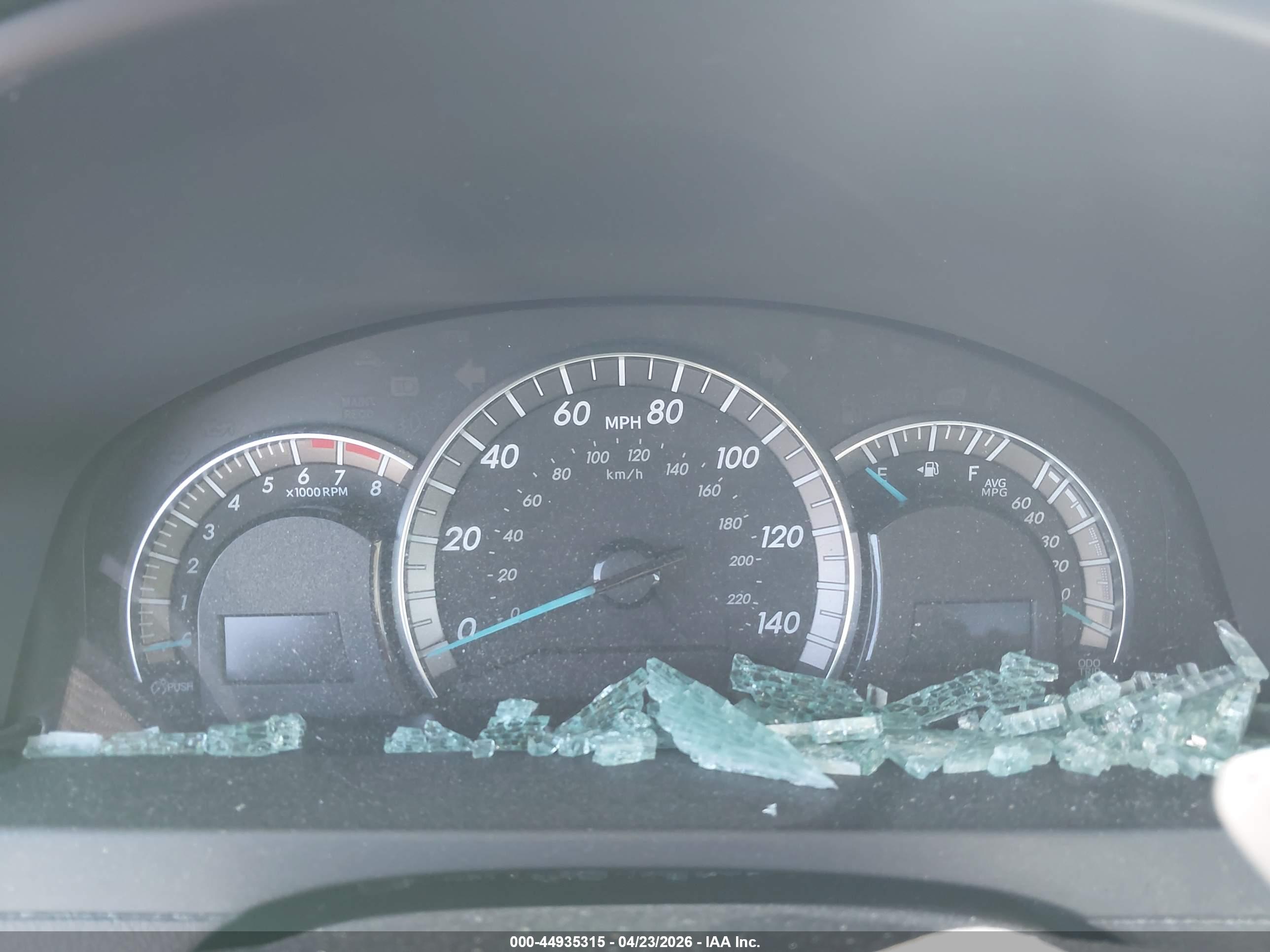 TOYOTA CAMRY image 7