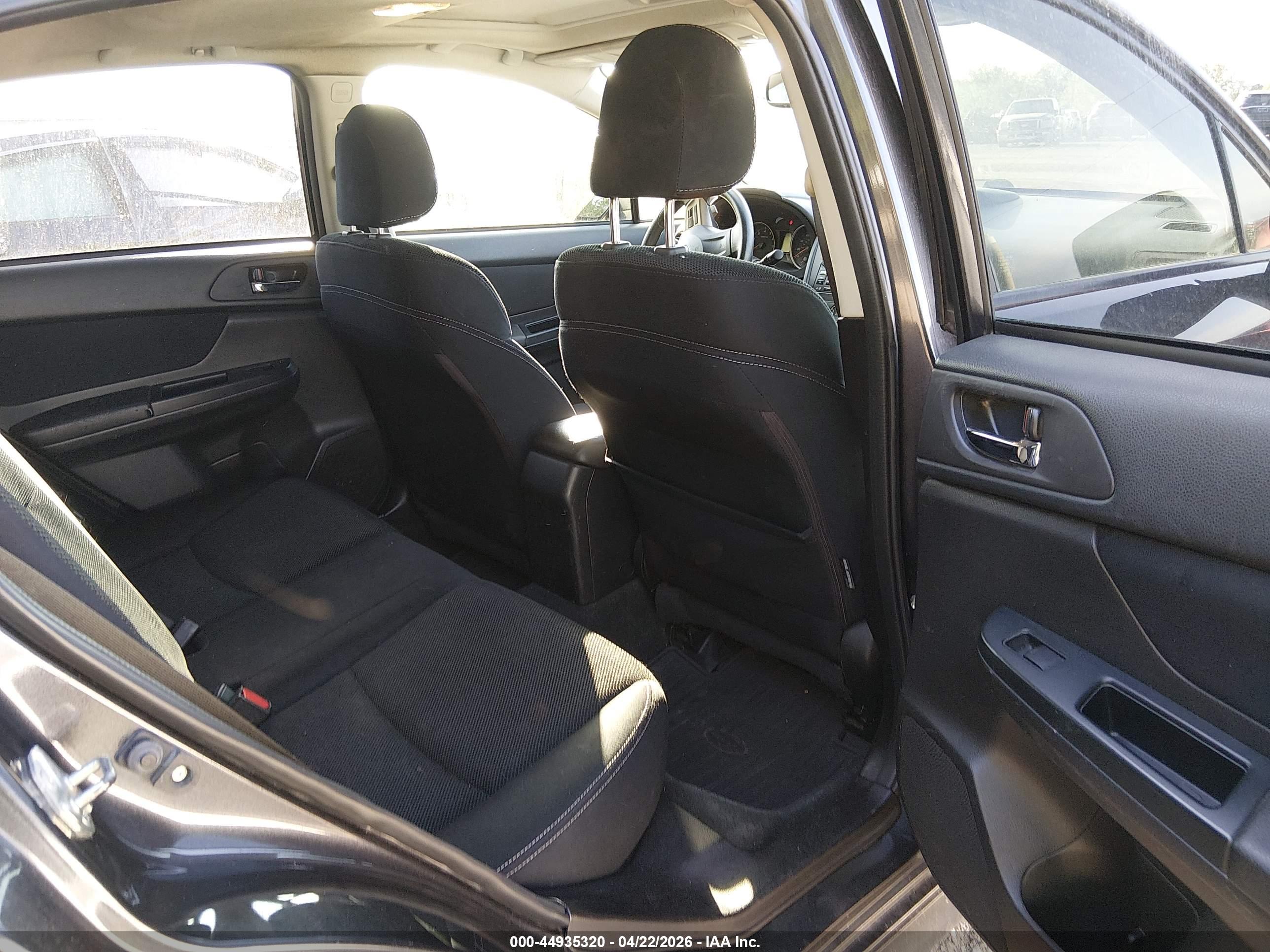 SUBARU XV image 8