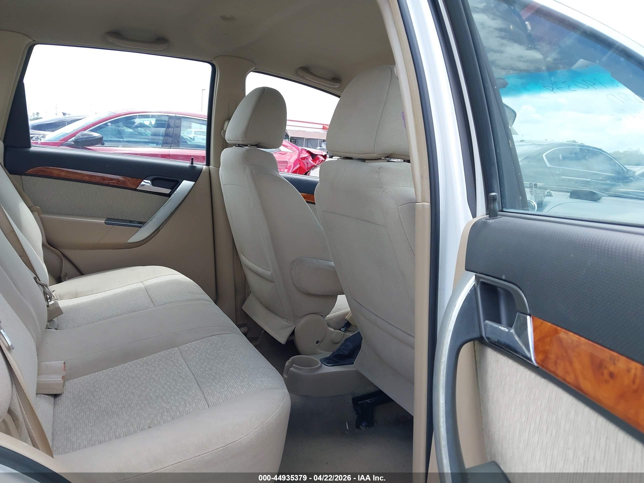 CHEVROLET AVEO image 8