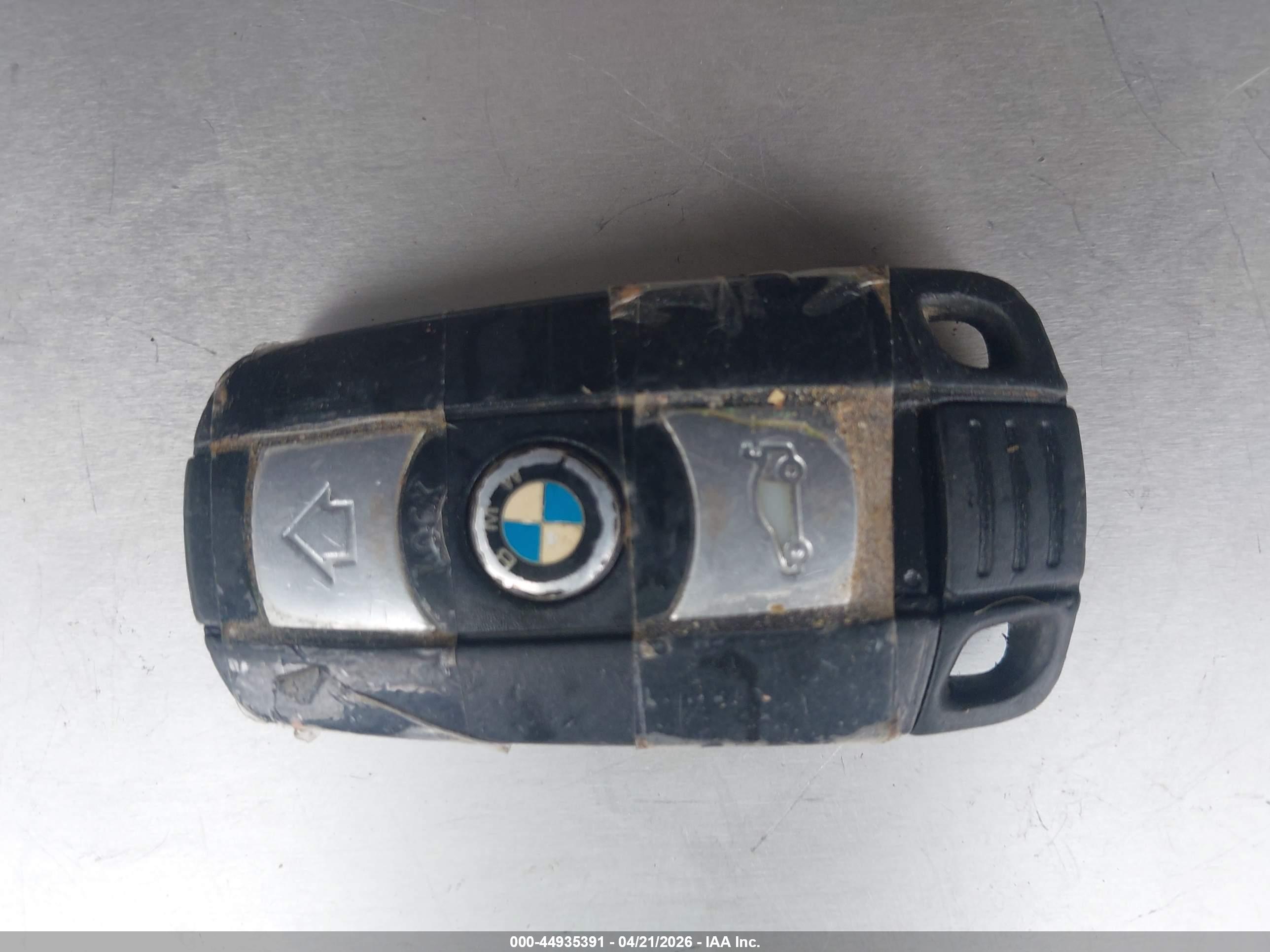 BMW 330I image 11