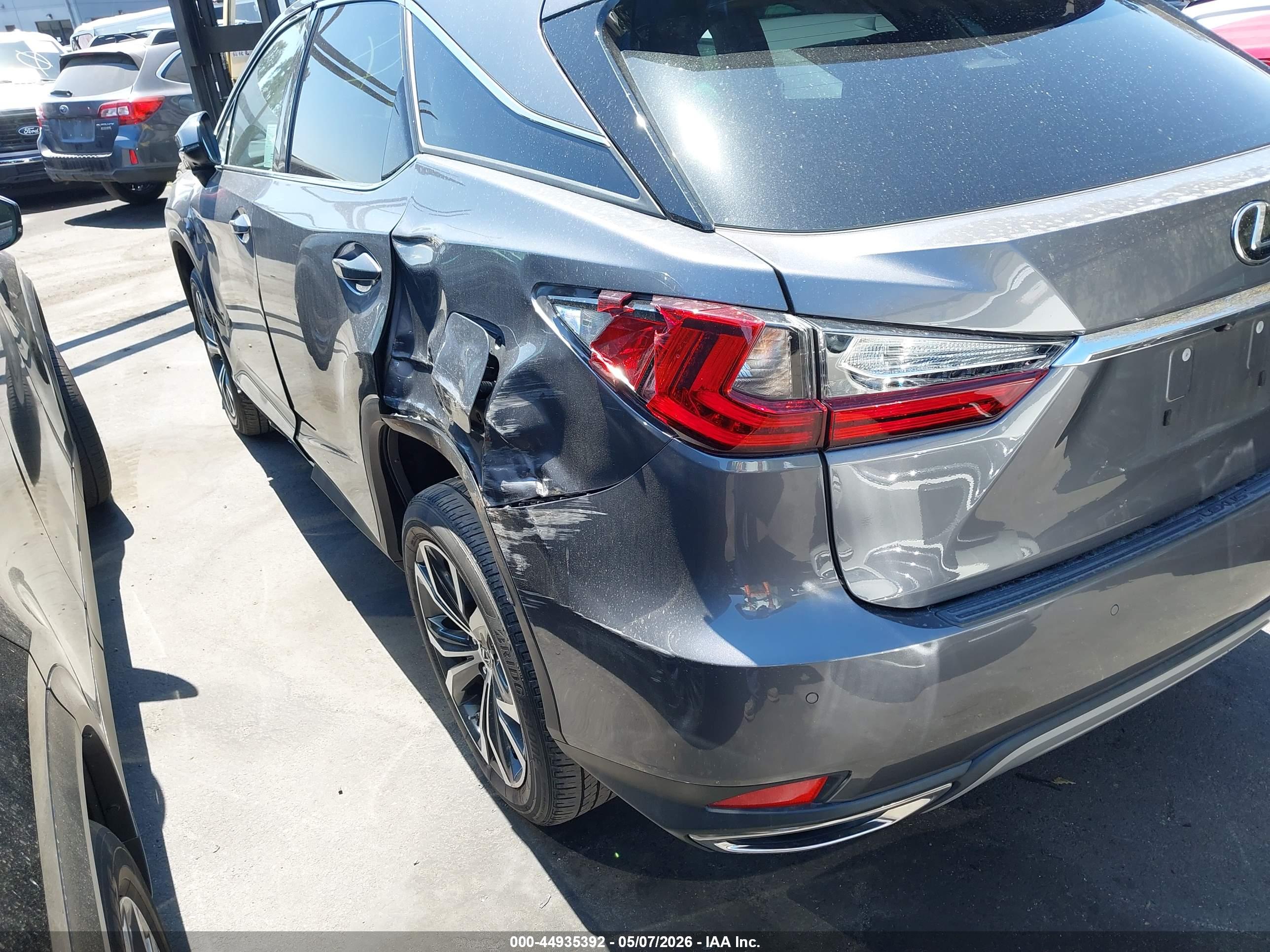 LEXUS RX image 3