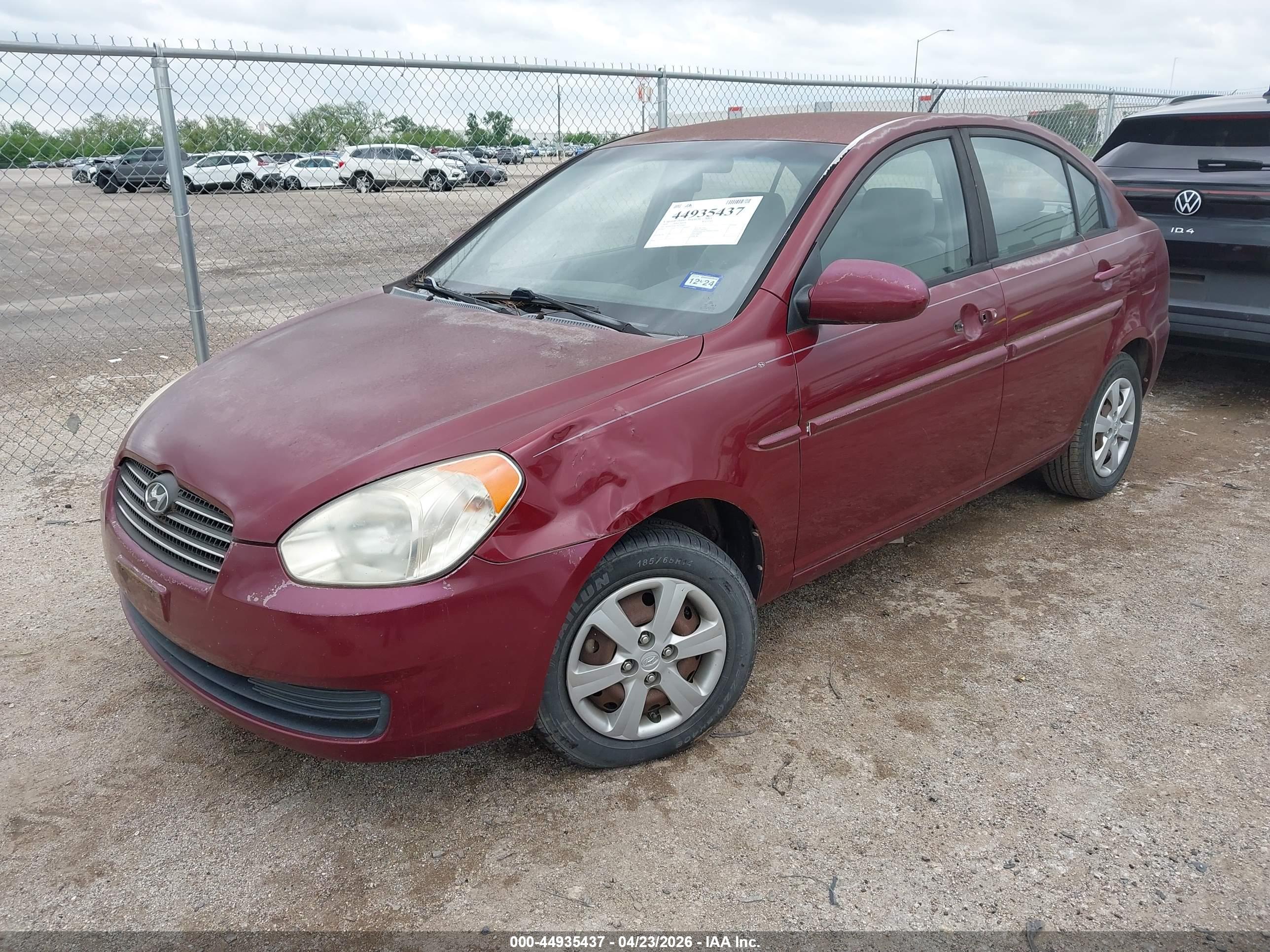 HYUNDAI ACCENT image 2