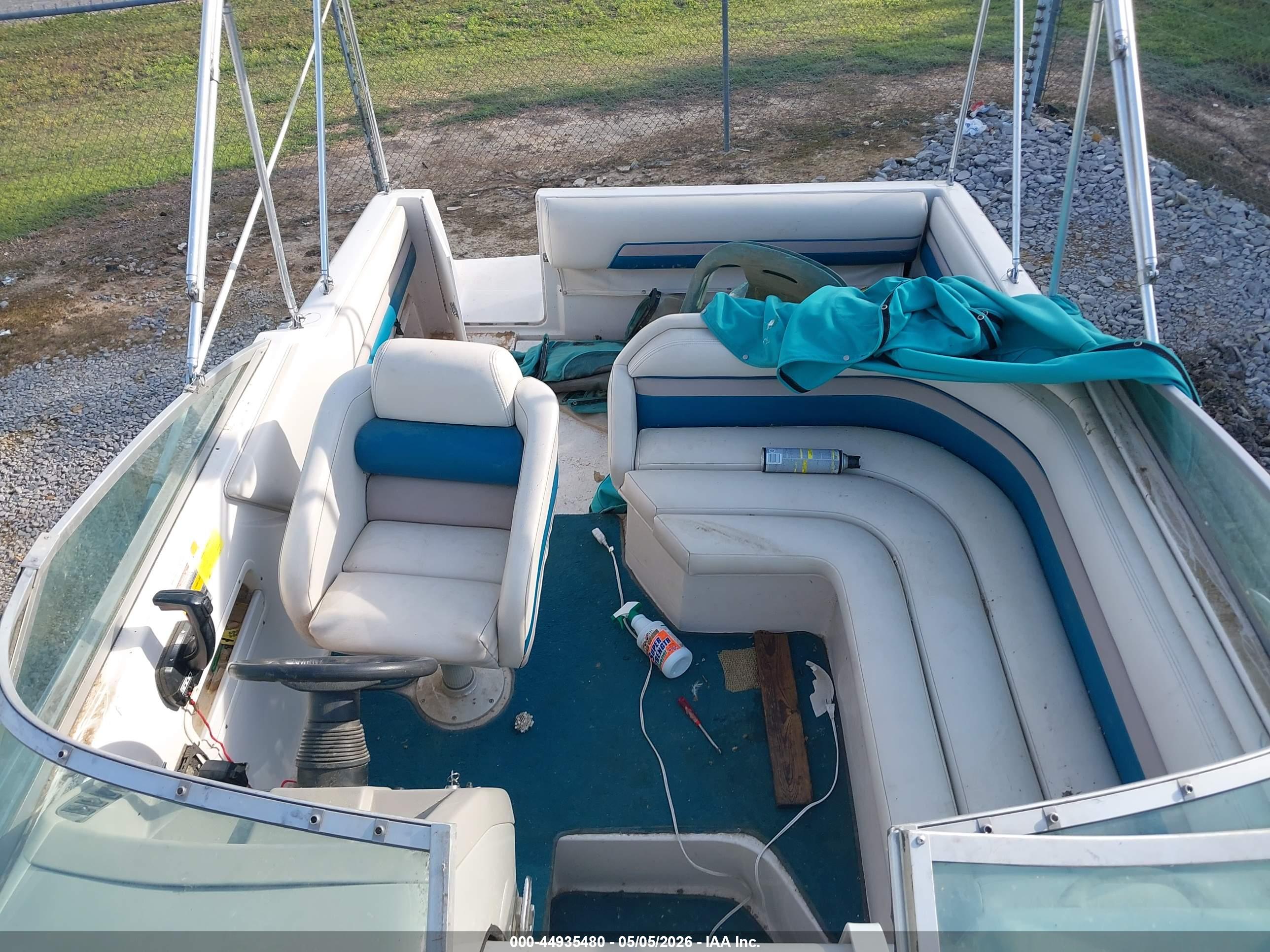 CHAPARRAL 24' image 8