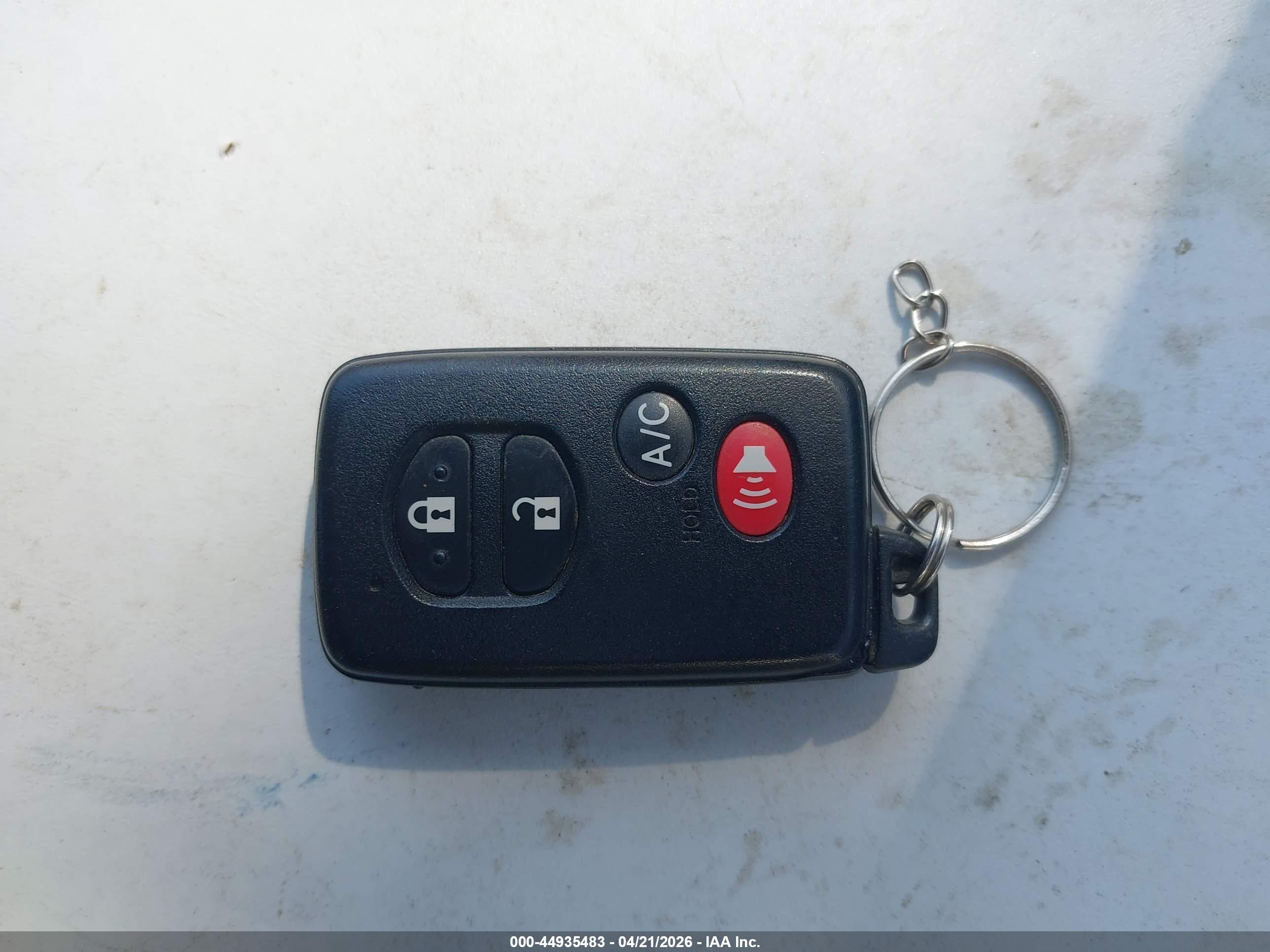 TOYOTA PRIUS image 11