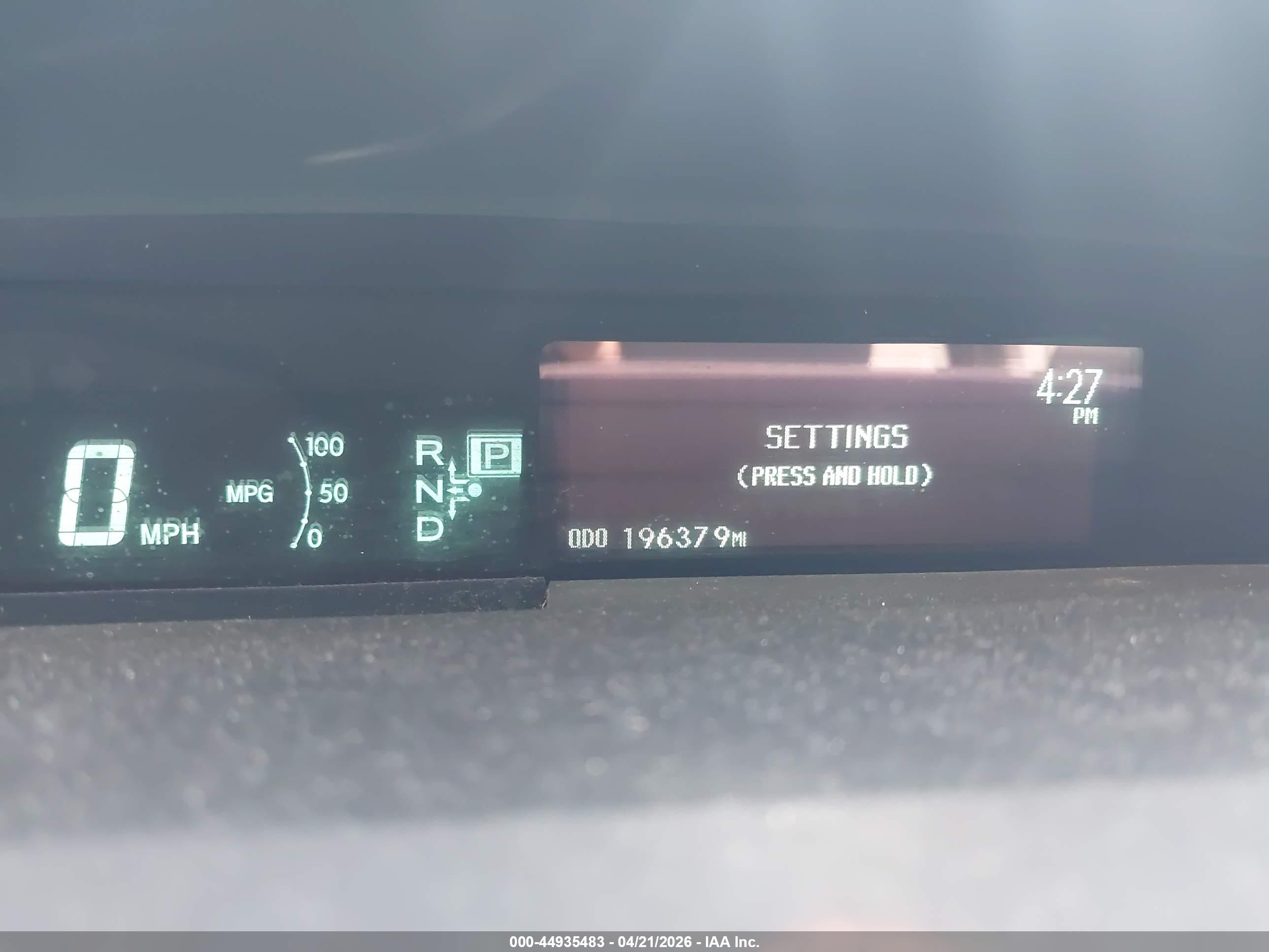 TOYOTA PRIUS image 7