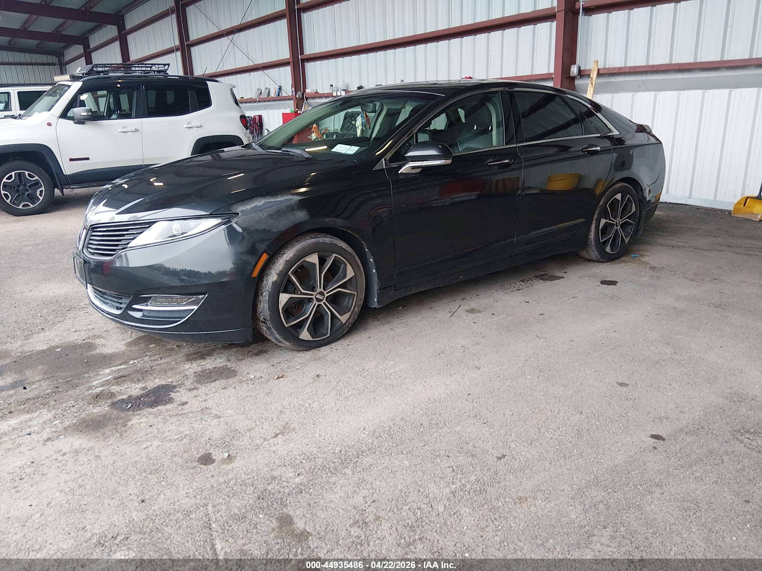 LINCOLN MKZ image 2