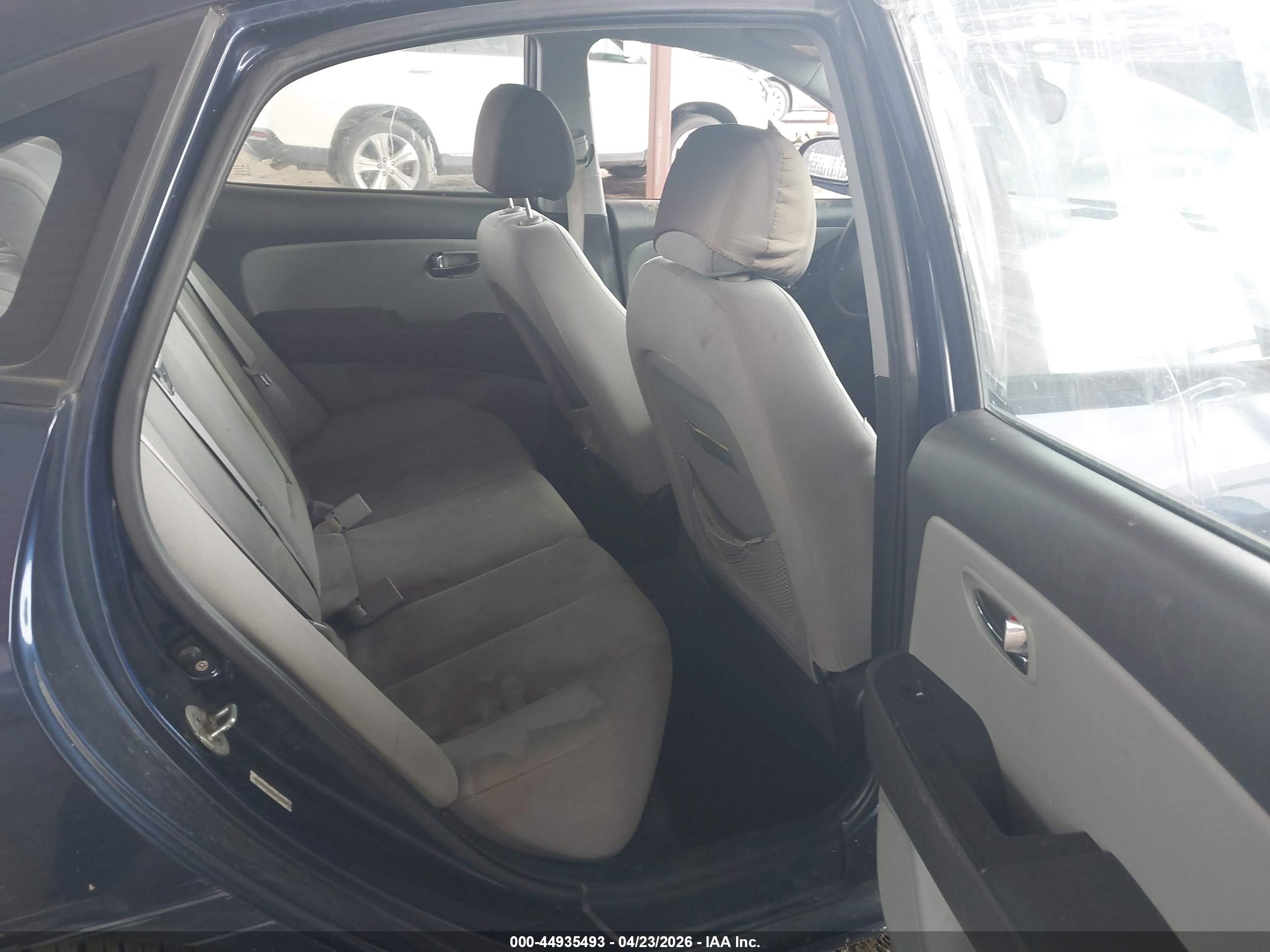 HYUNDAI ELANTRA image 8
