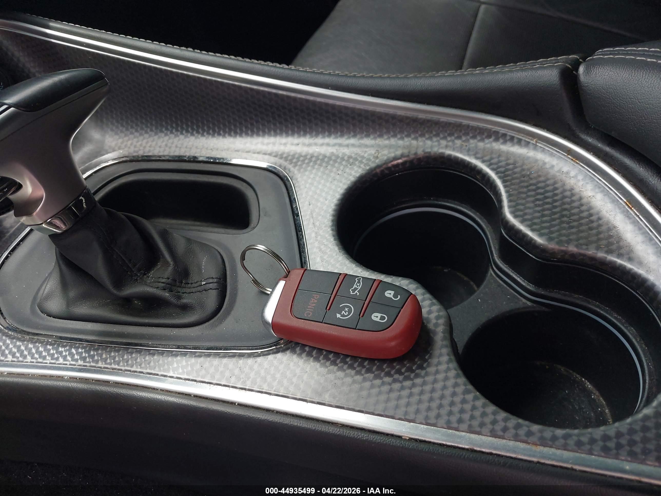 DODGE CHALLENGER image 11
