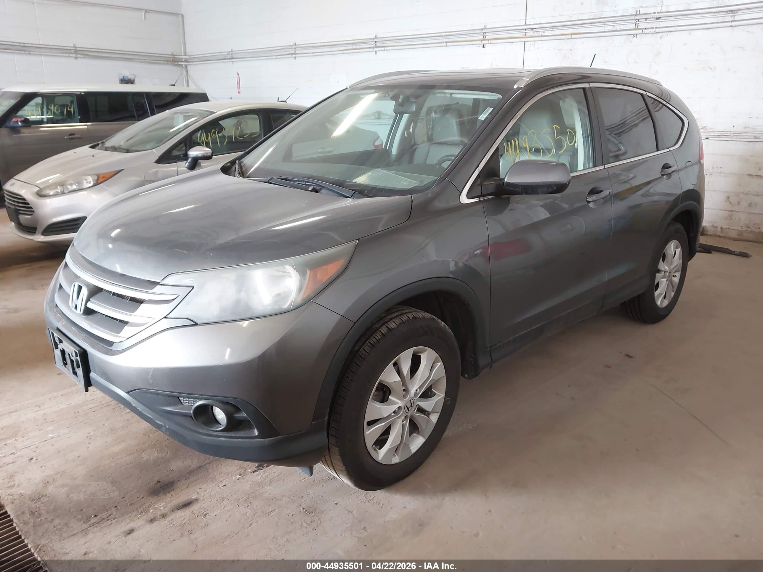 HONDA CR-V image 2