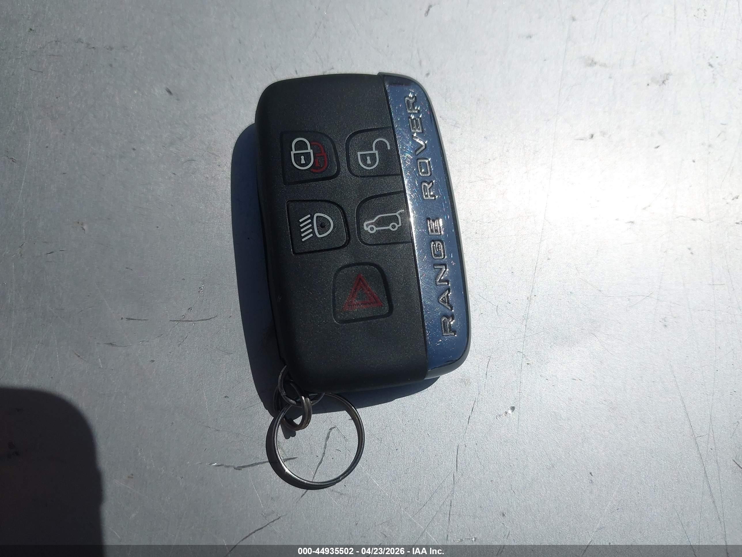 LAND ROVER image 11