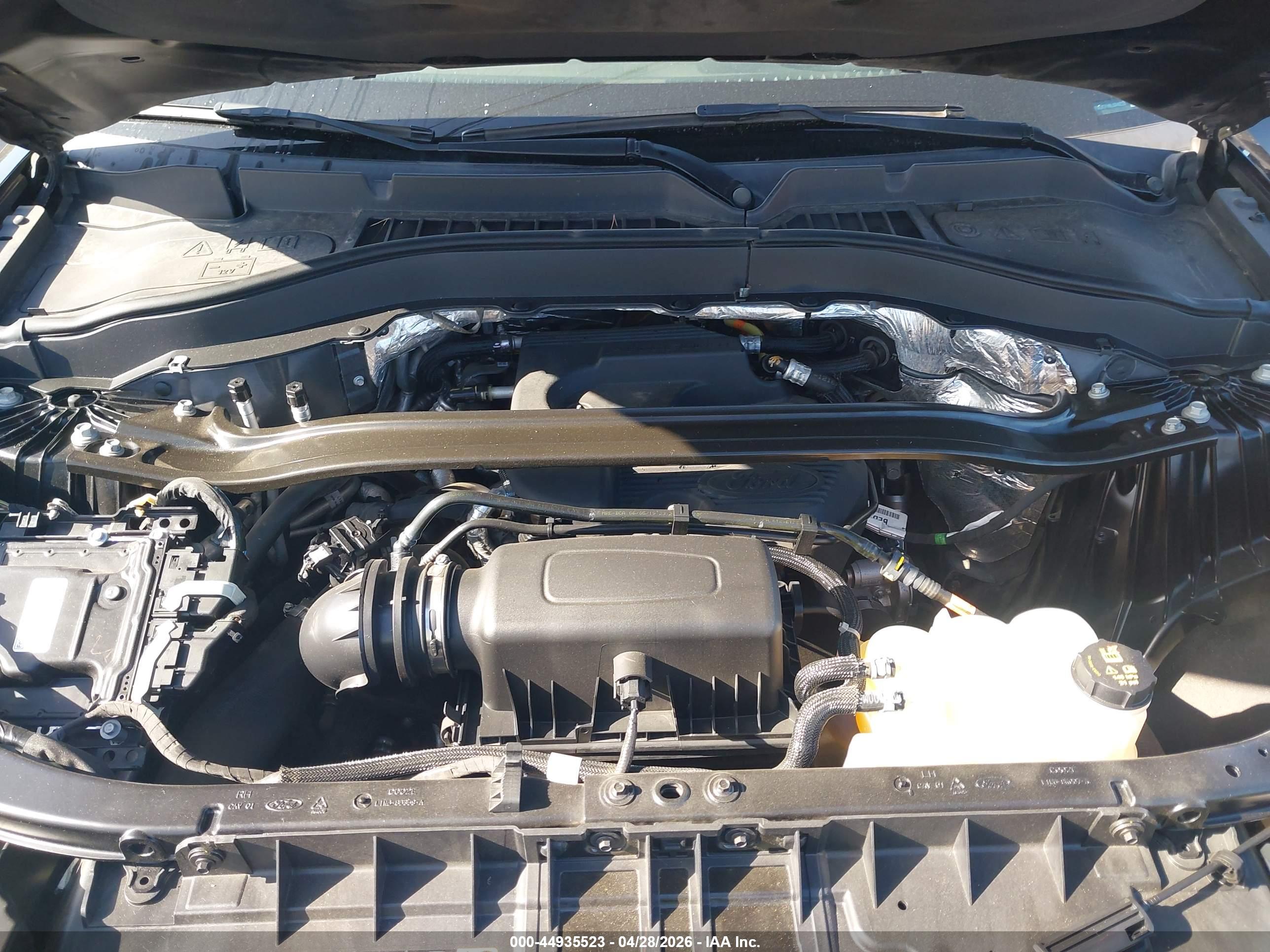 FORD EXPLORER image 10