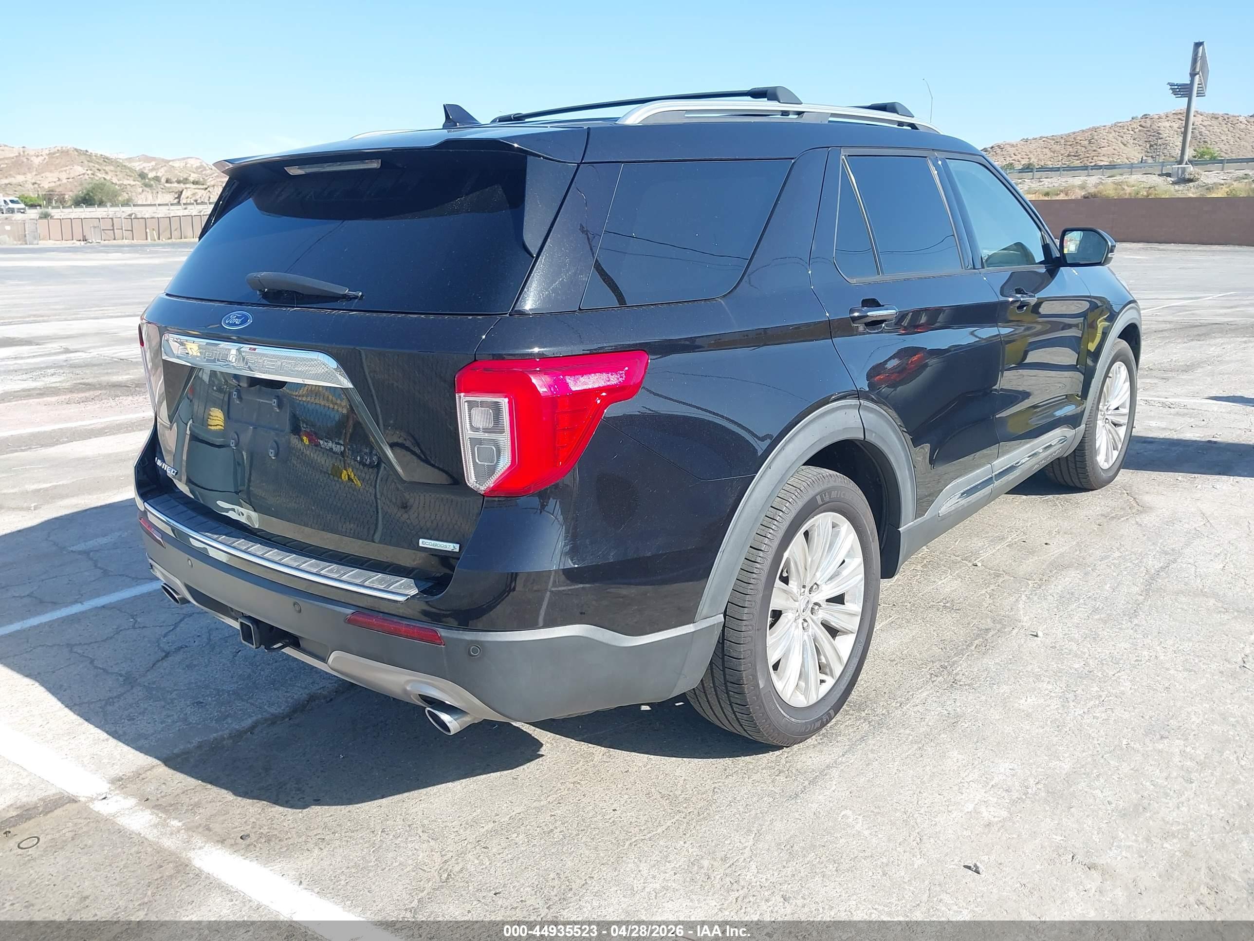 FORD EXPLORER image 4