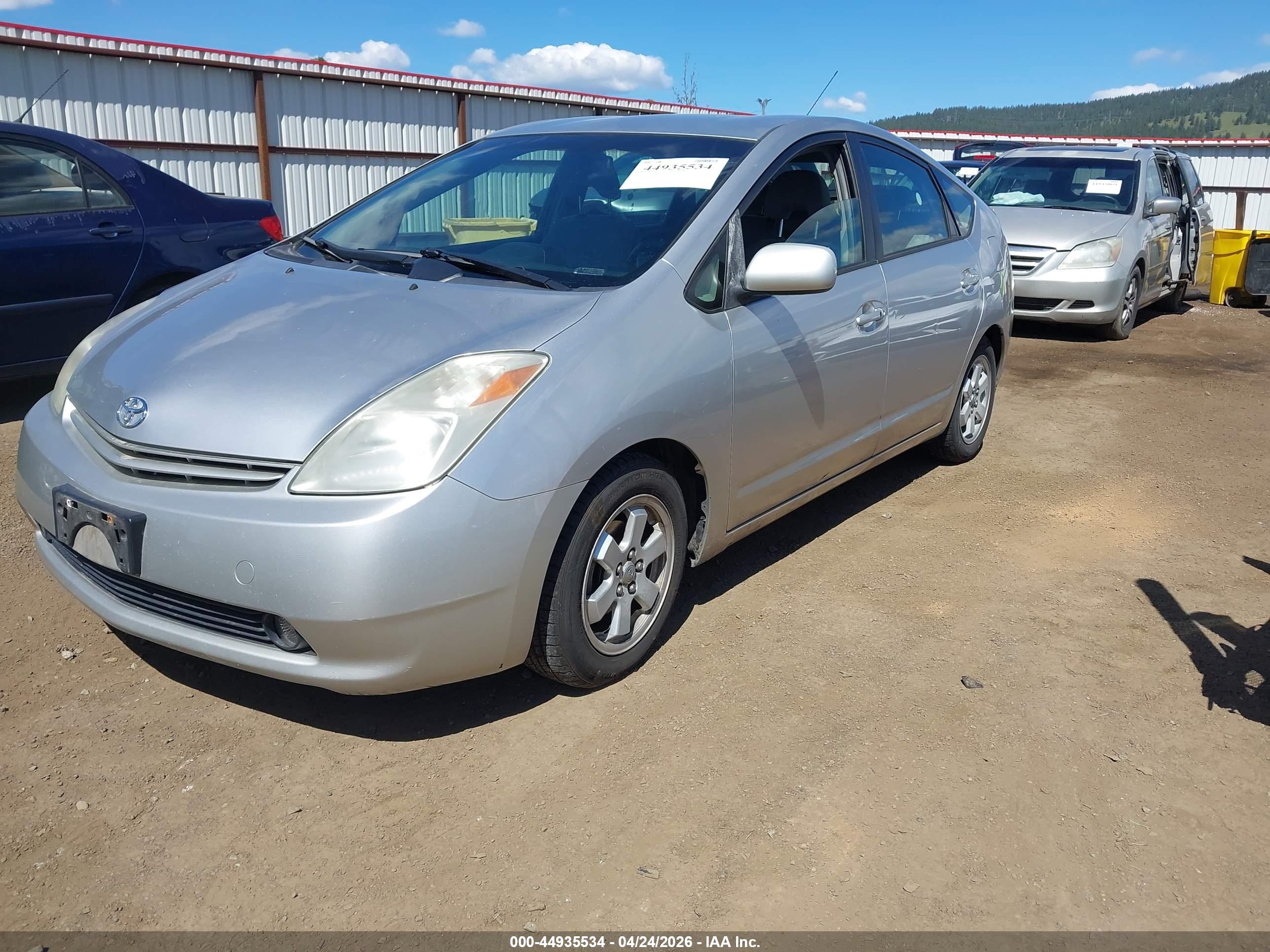 TOYOTA PRIUS image 2