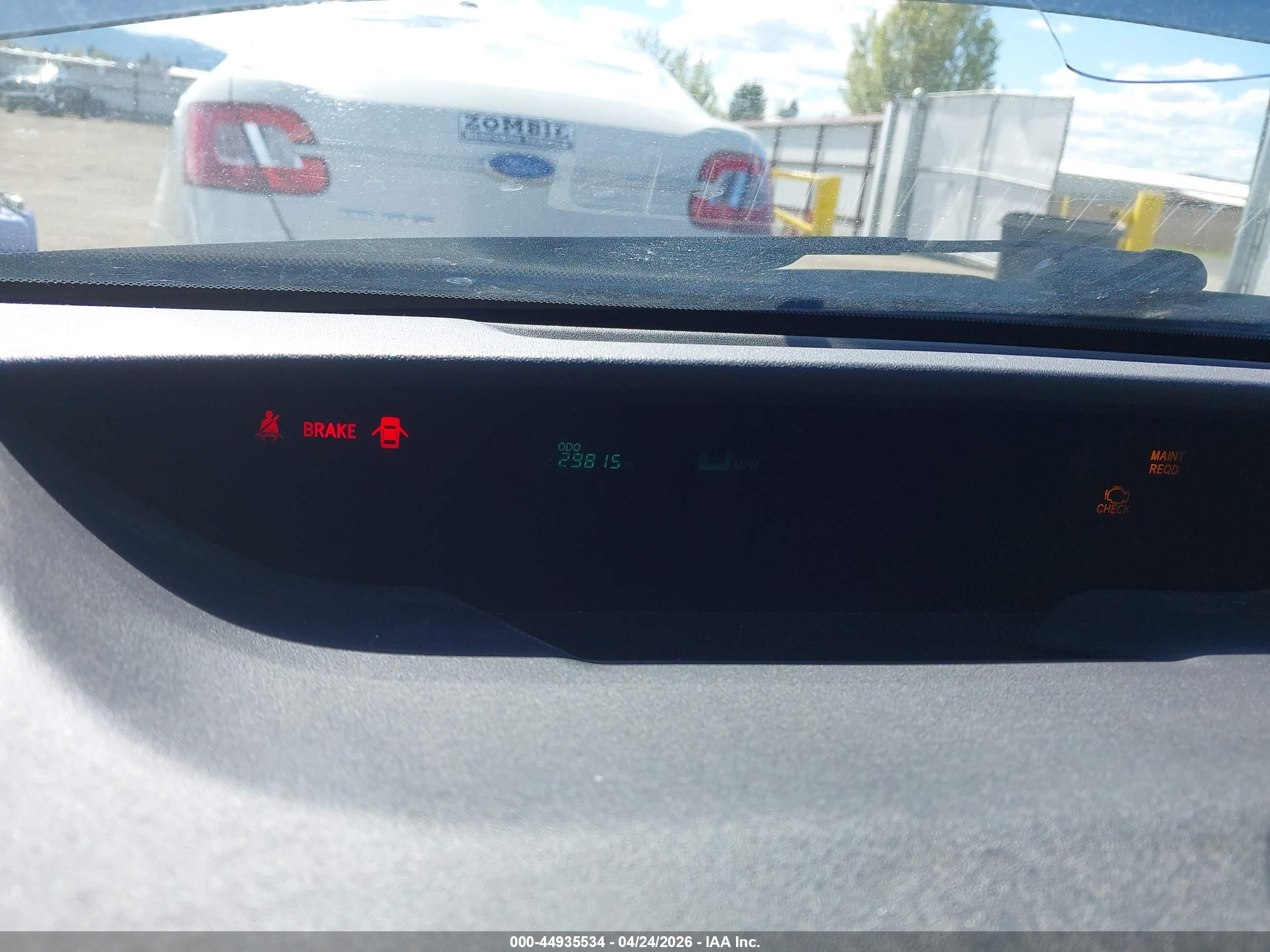 TOYOTA PRIUS image 7