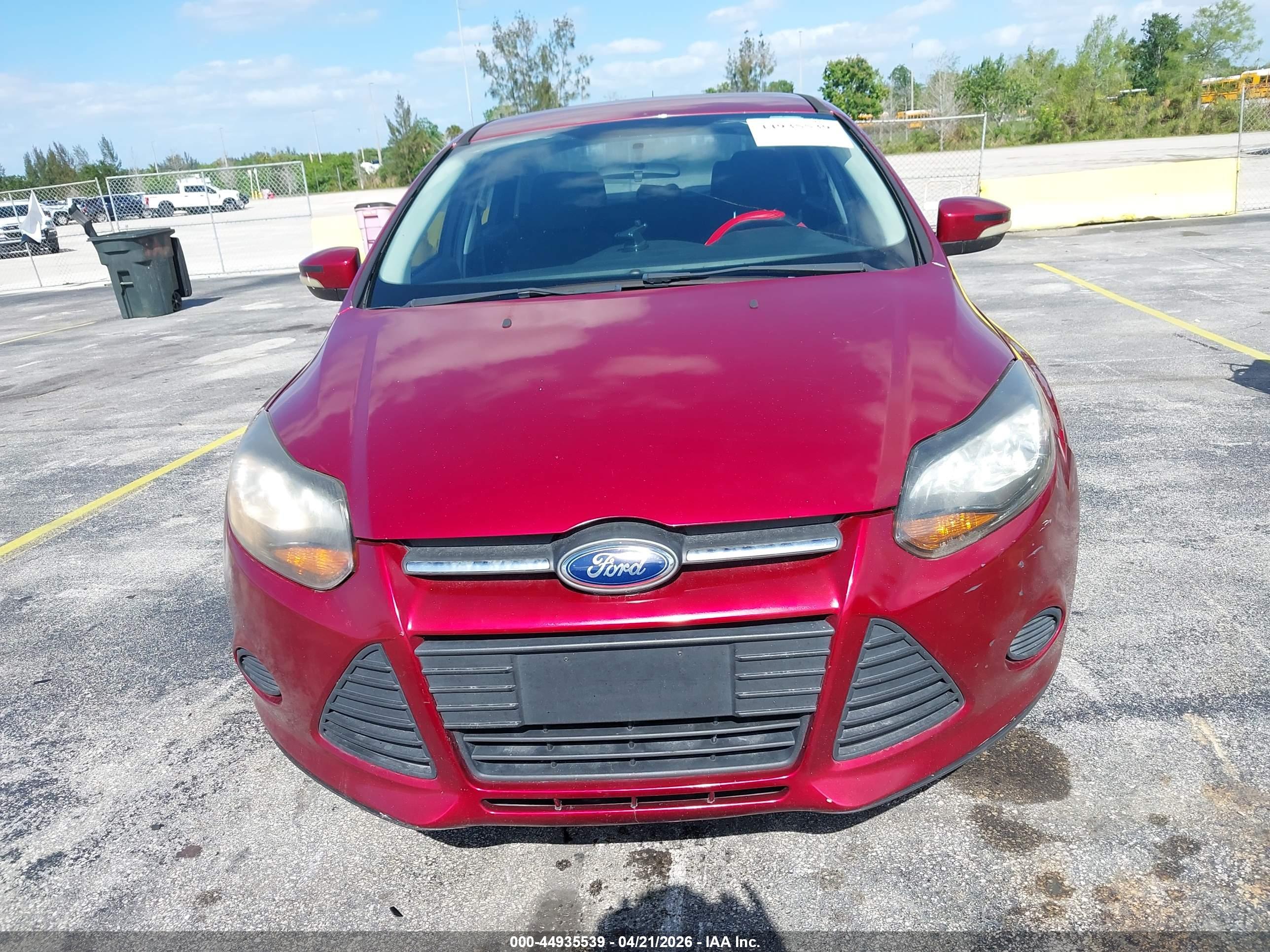 FORD FOCUS image 6