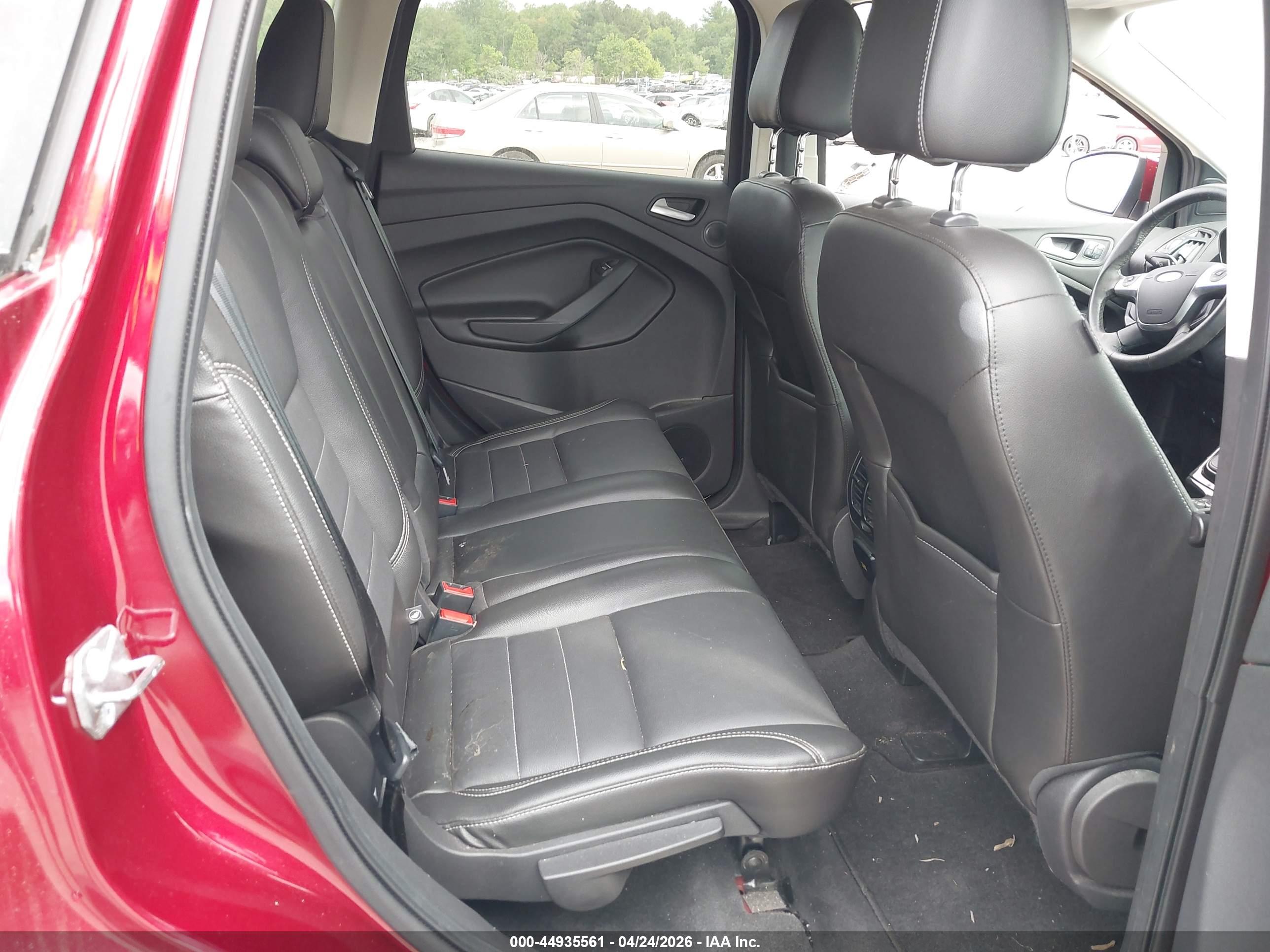 FORD ESCAPE image 8