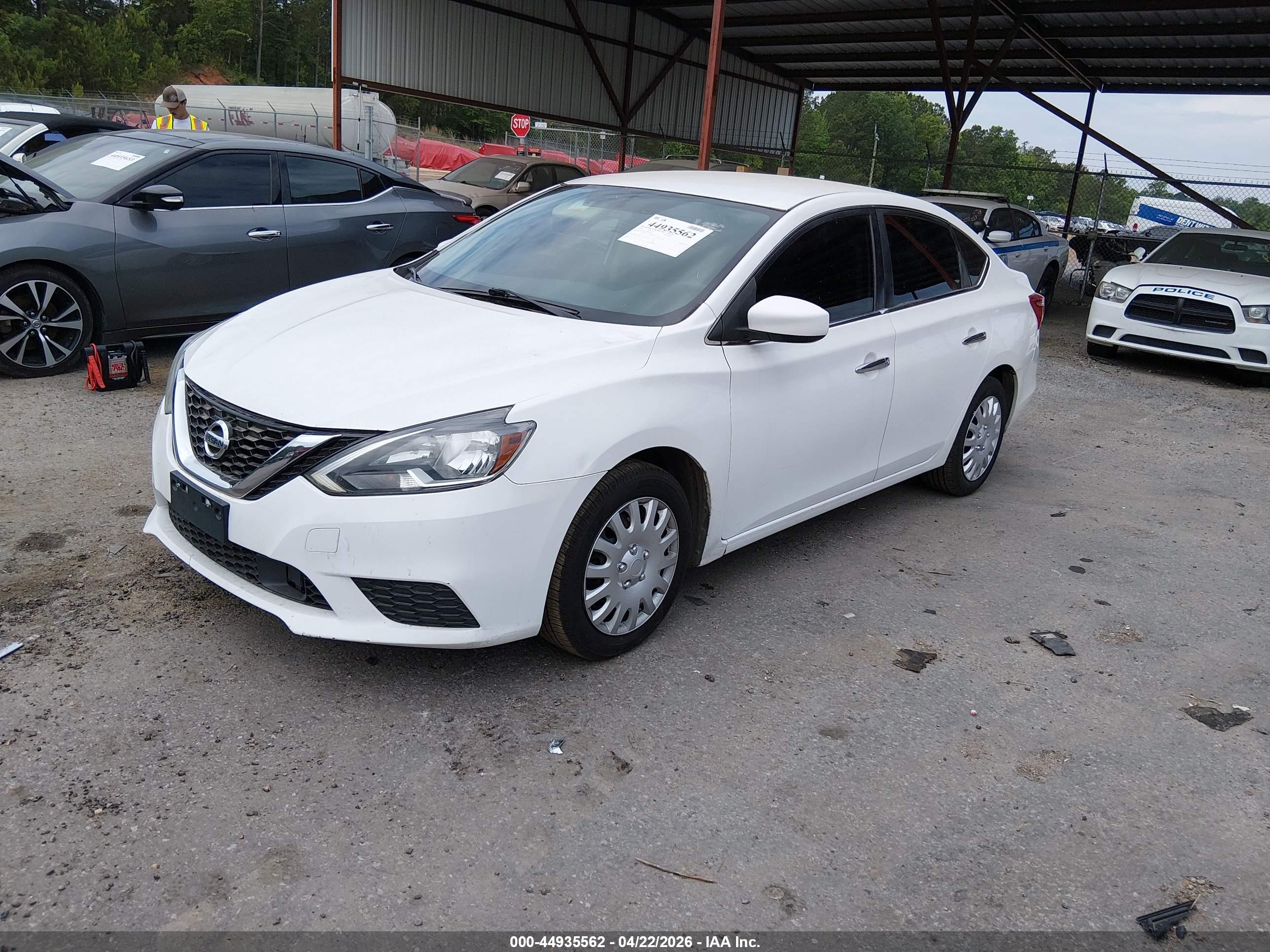 NISSAN SENTRA image 2