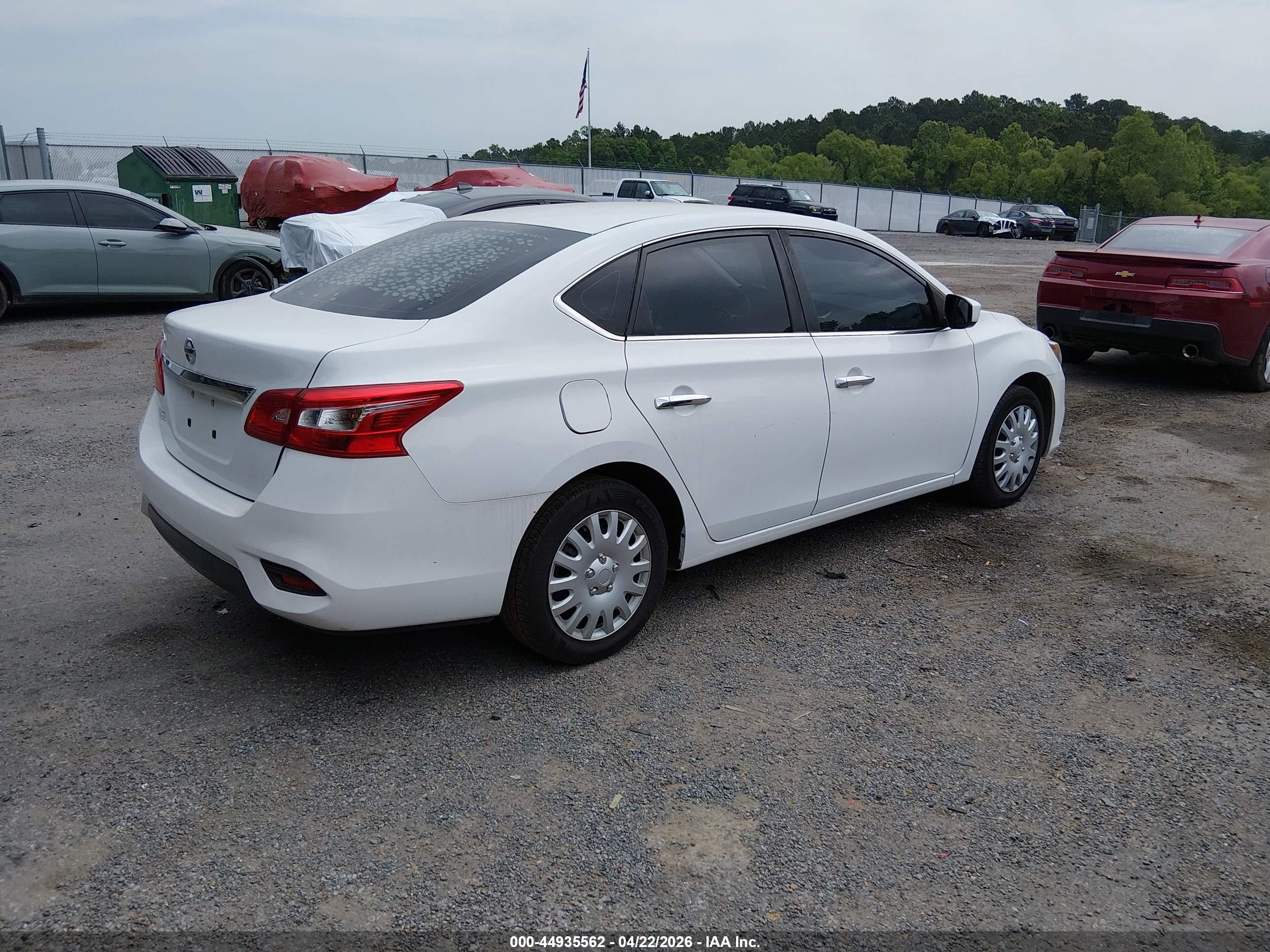 NISSAN SENTRA image 4