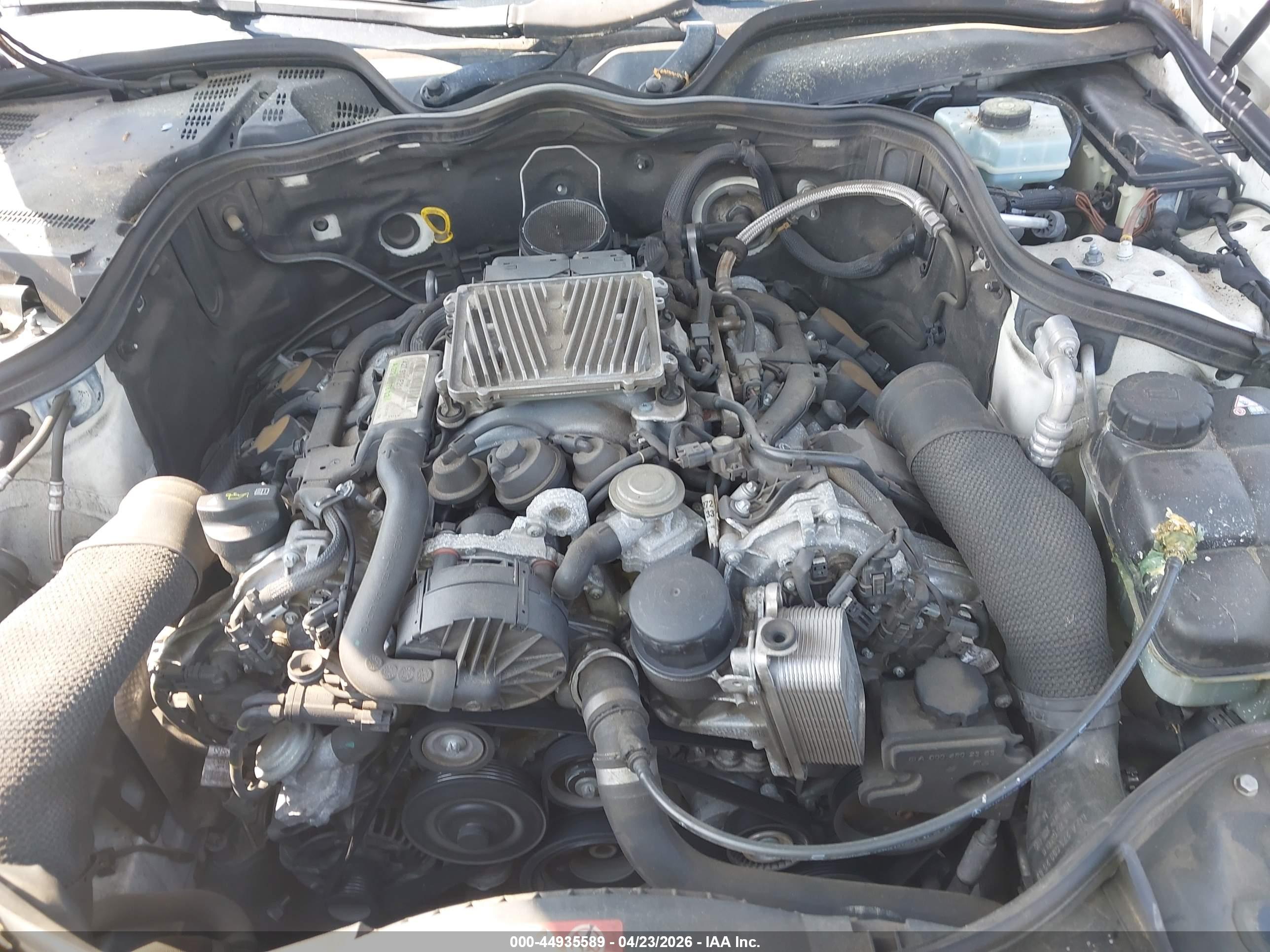 MERCEDES-BENZ E image 10