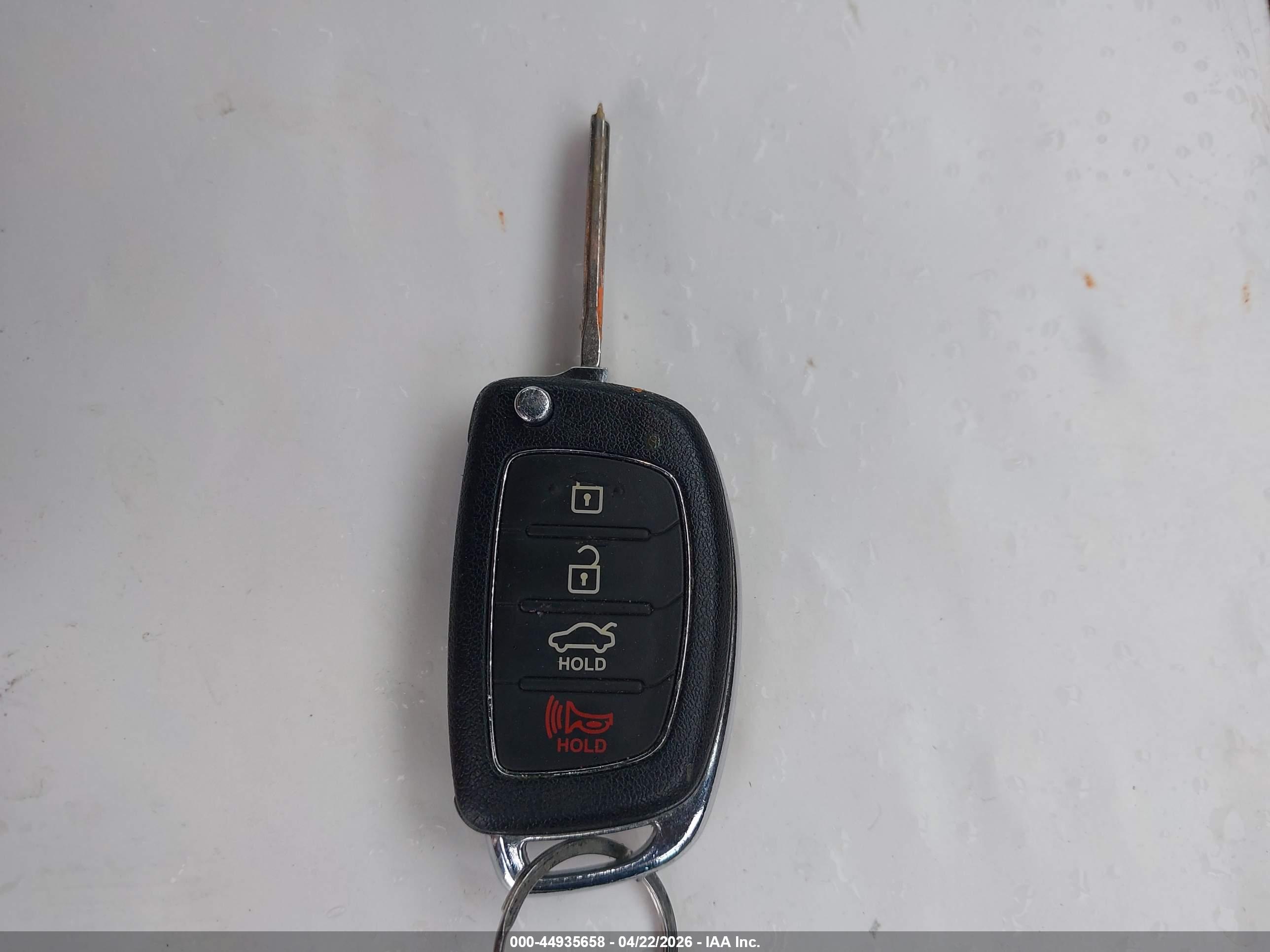 HYUNDAI SONATA image 11