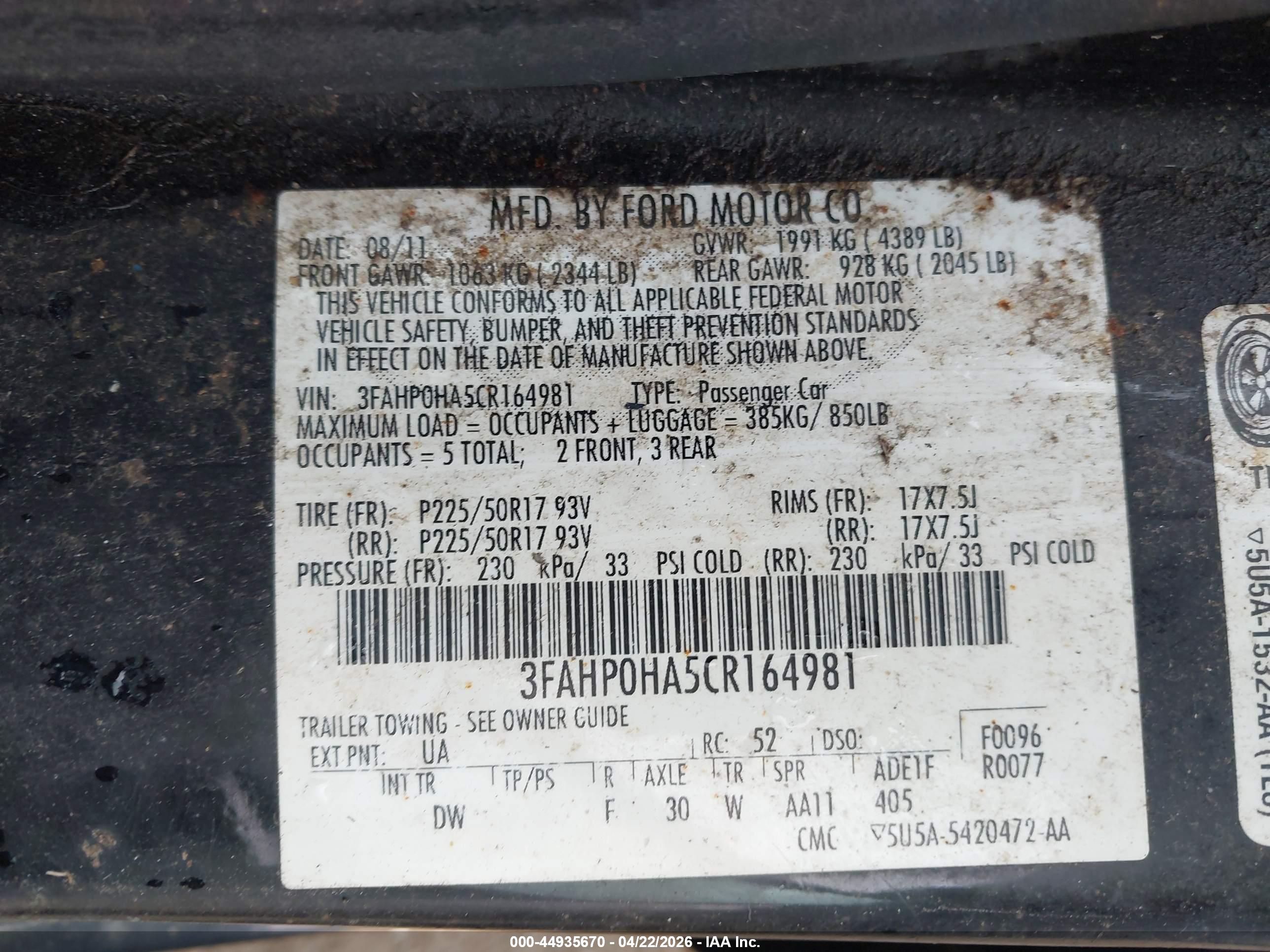 FORD FUSION image 9