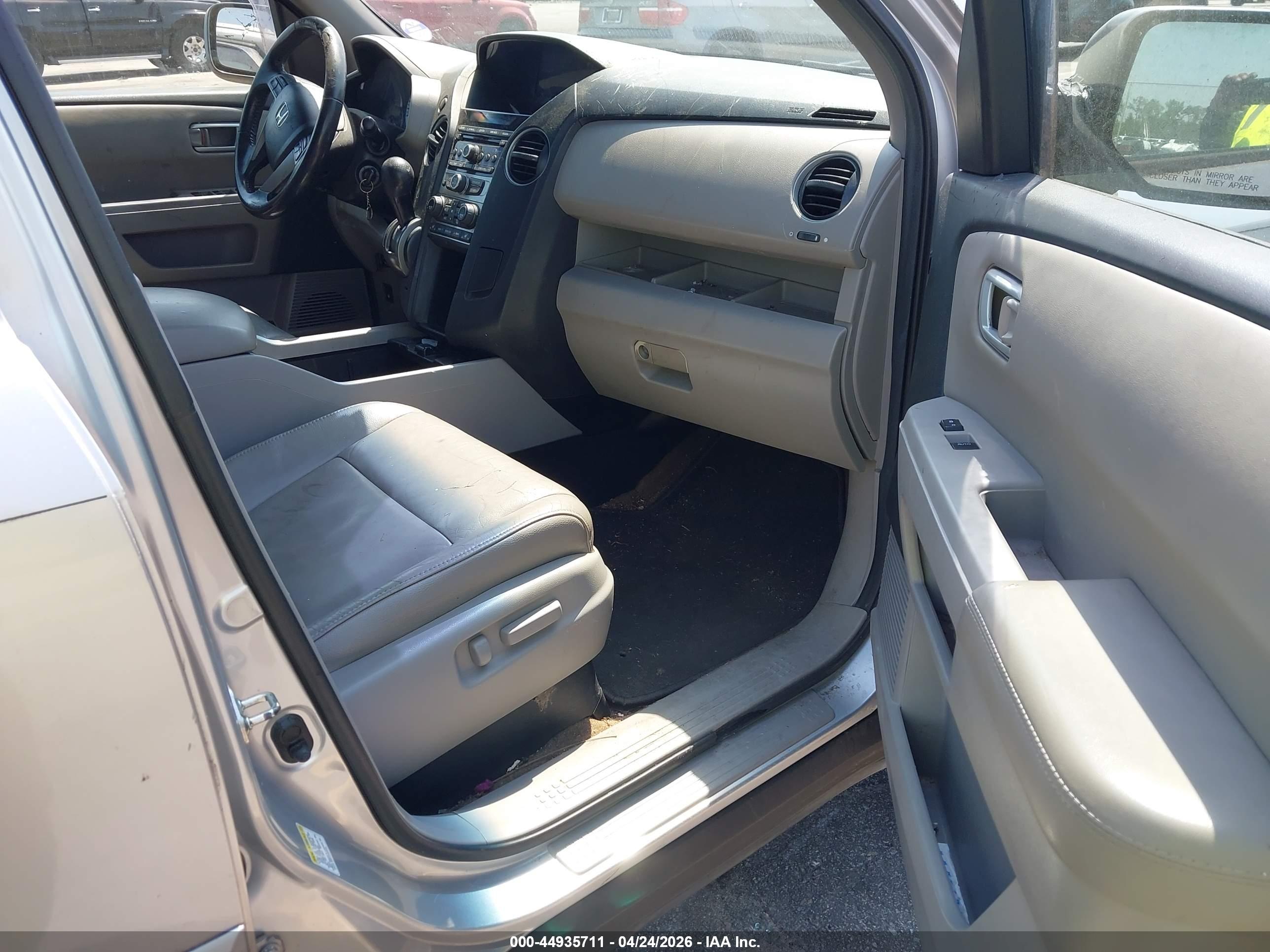 HONDA PILOT image 5